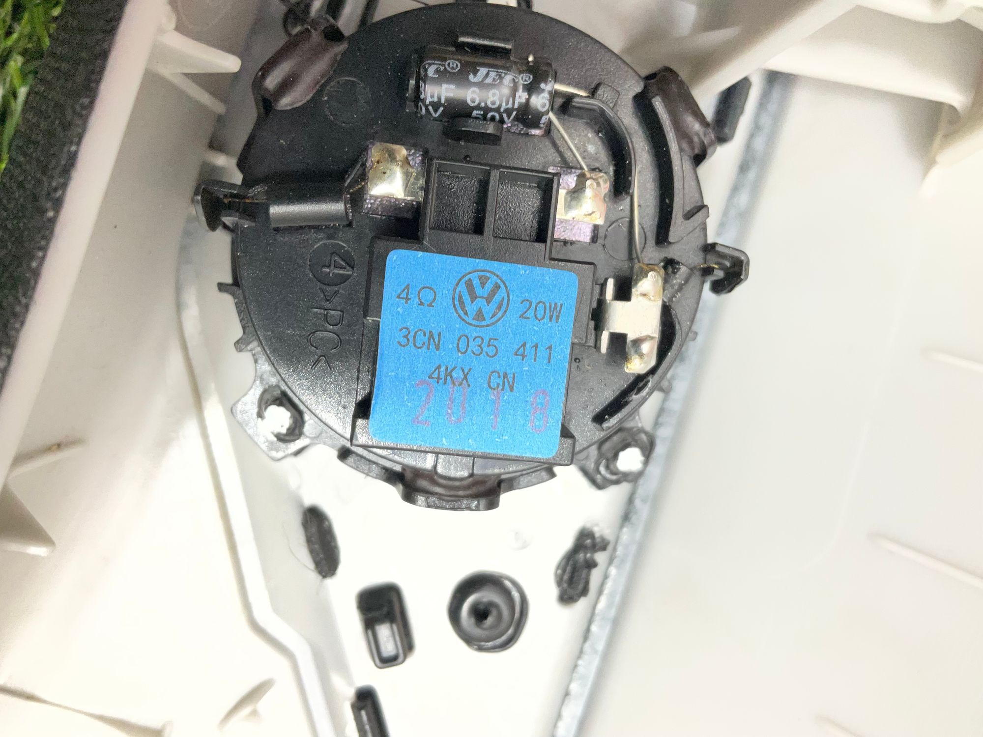 https://ycs.partsauto.market/partsauto-images/thmbs/userImages/h353NjtZg3VDP19b5HMt7LlpbQ93/part/4daecef6-c63e-4b45-872b-5d1bbd3c1af1_1785573582987.jpg