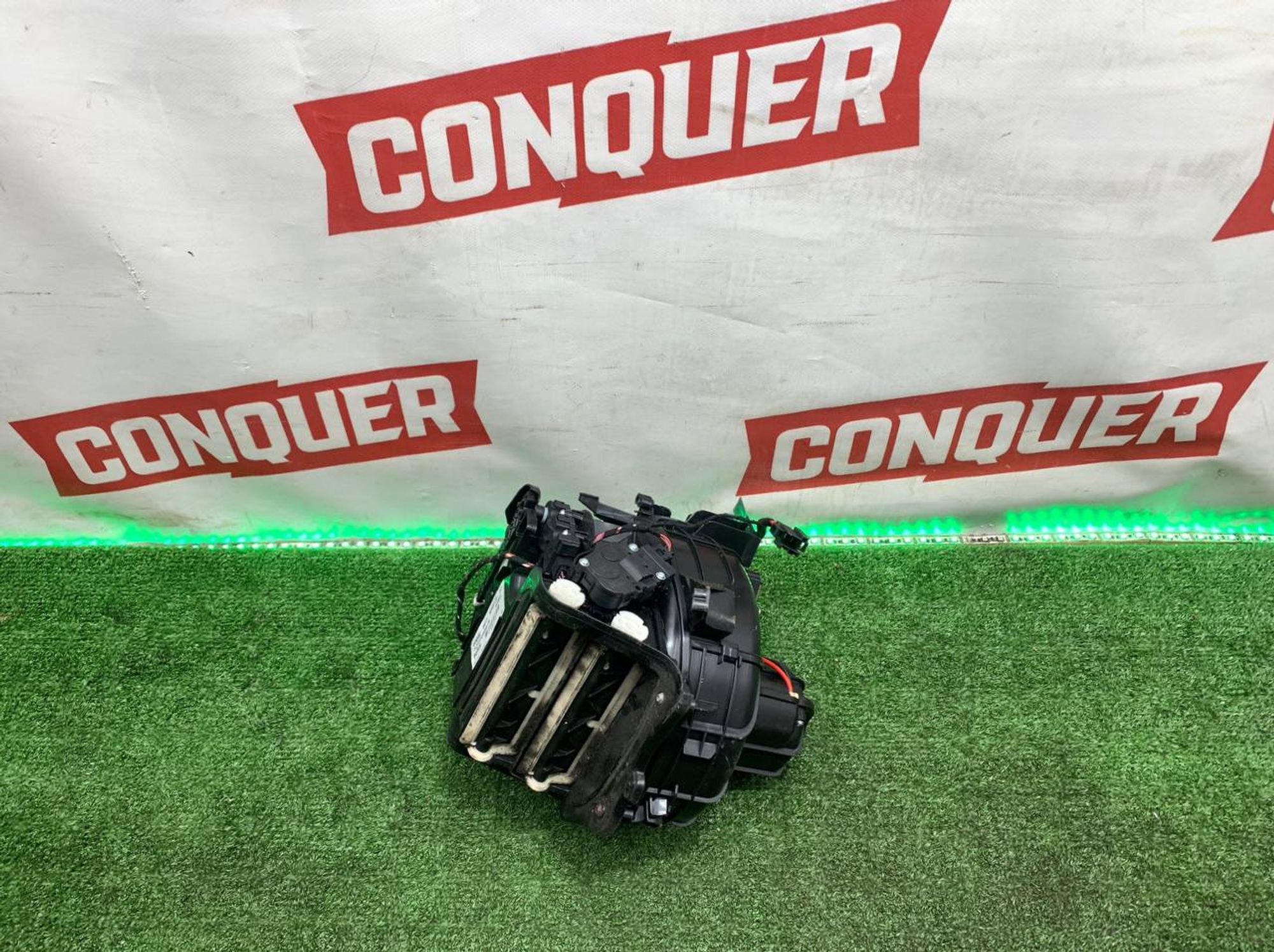 https://ycs.partsauto.market/partsauto-images/thmbs/userImages/h353NjtZg3VDP19b5HMt7LlpbQ93/part/4de7dffc-d75f-4c2c-8ea9-afa66225fbeb_1720691748541.jpg
