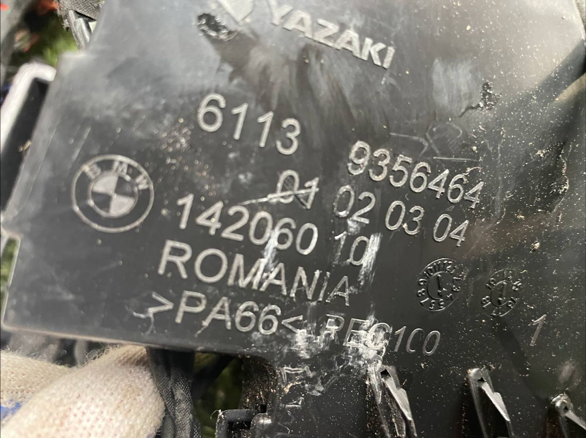 https://ycs.partsauto.market/partsauto-images/thmbs/userImages/h353NjtZg3VDP19b5HMt7LlpbQ93/part/4e70cf61-94e8-4b20-b5d6-e1354daedb76_1712577357978.jpg