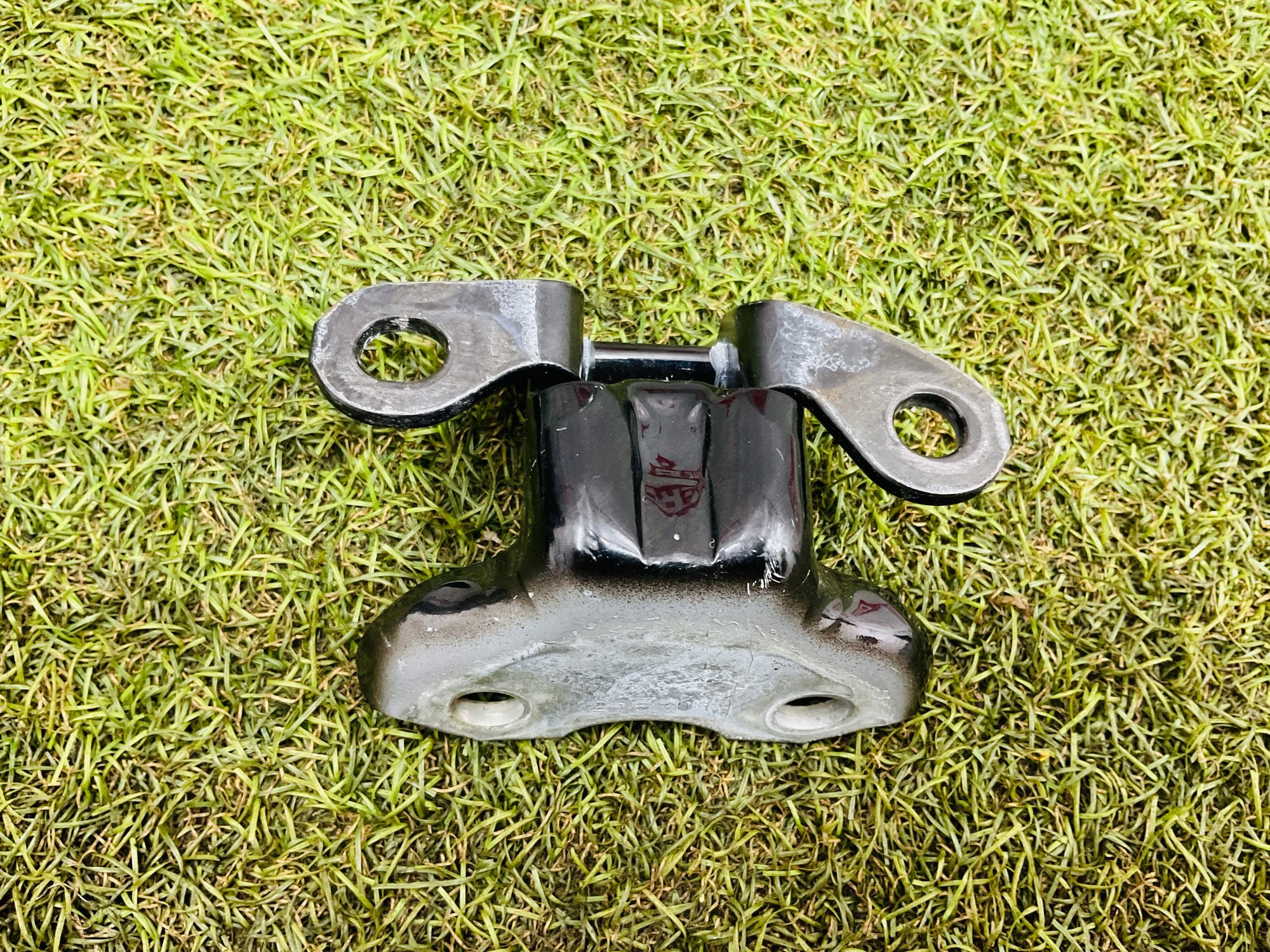 https://ycs.partsauto.market/partsauto-images/thmbs/userImages/h353NjtZg3VDP19b5HMt7LlpbQ93/part/4e9b8a2c-dfb4-454e-91d0-9ec9a4c31bb2_1779804204380.jpg