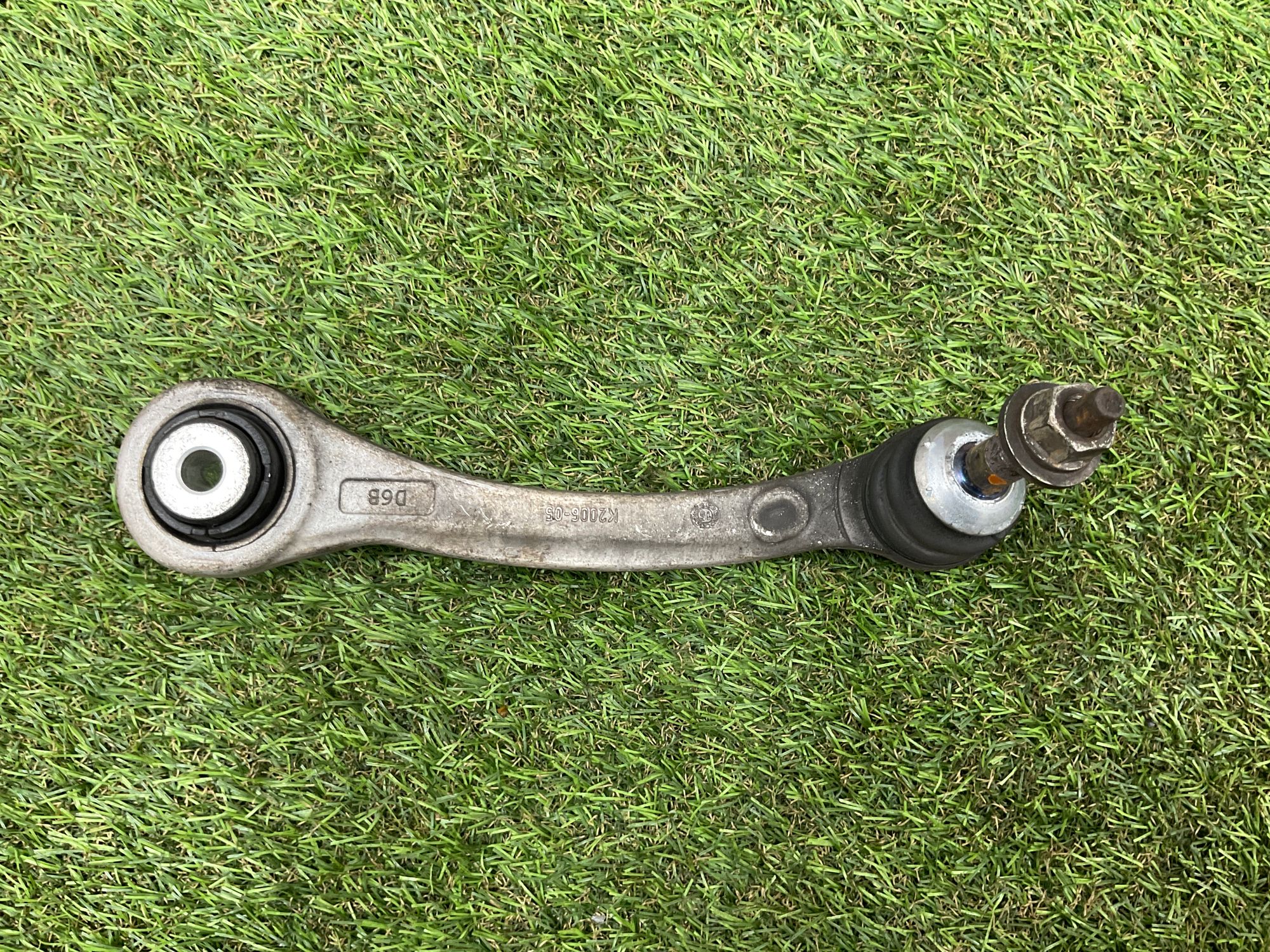https://ycs.partsauto.market/partsauto-images/thmbs/userImages/h353NjtZg3VDP19b5HMt7LlpbQ93/part/4ea8778c-35bf-44c0-bd92-d7459429ad1a_1748272654614.jpg