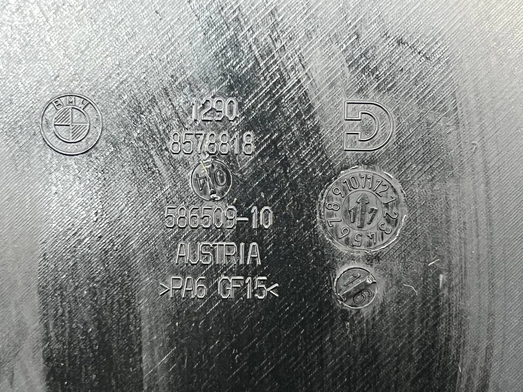 https://ycs.partsauto.market/partsauto-images/thmbs/userImages/h353NjtZg3VDP19b5HMt7LlpbQ93/part/4eb280ca-c748-48af-a70a-4041e1c03fd7_1730877839857.jpg