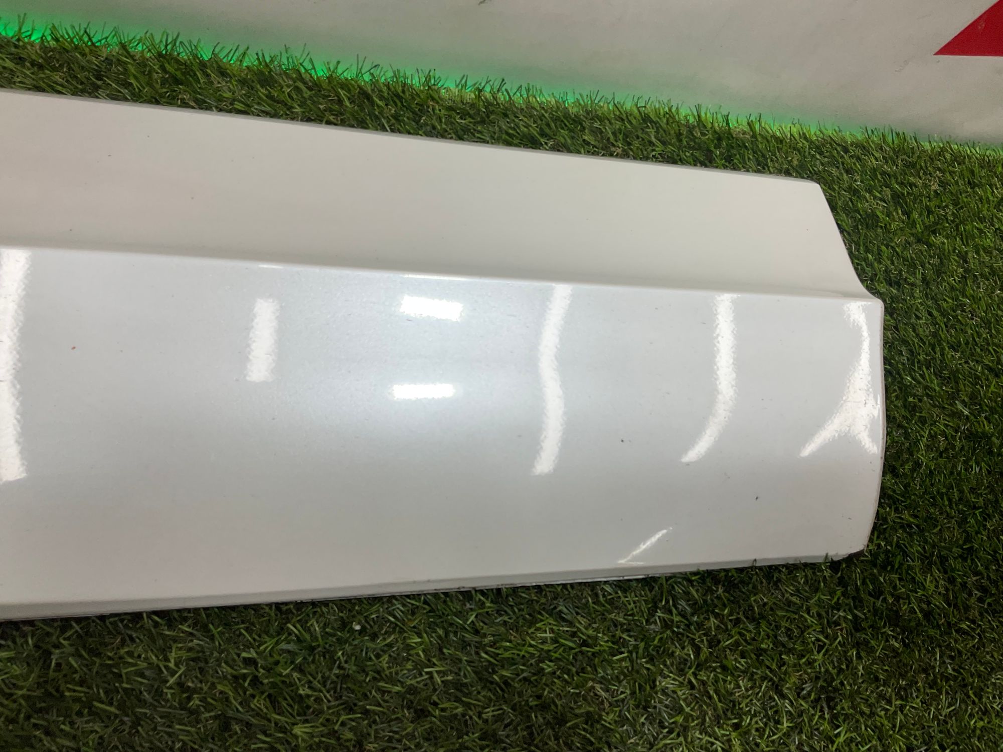 https://ycs.partsauto.market/partsauto-images/thmbs/userImages/h353NjtZg3VDP19b5HMt7LlpbQ93/part/4edcae32-2903-4db9-a76e-56f37cf33621_1786112177626.jpg