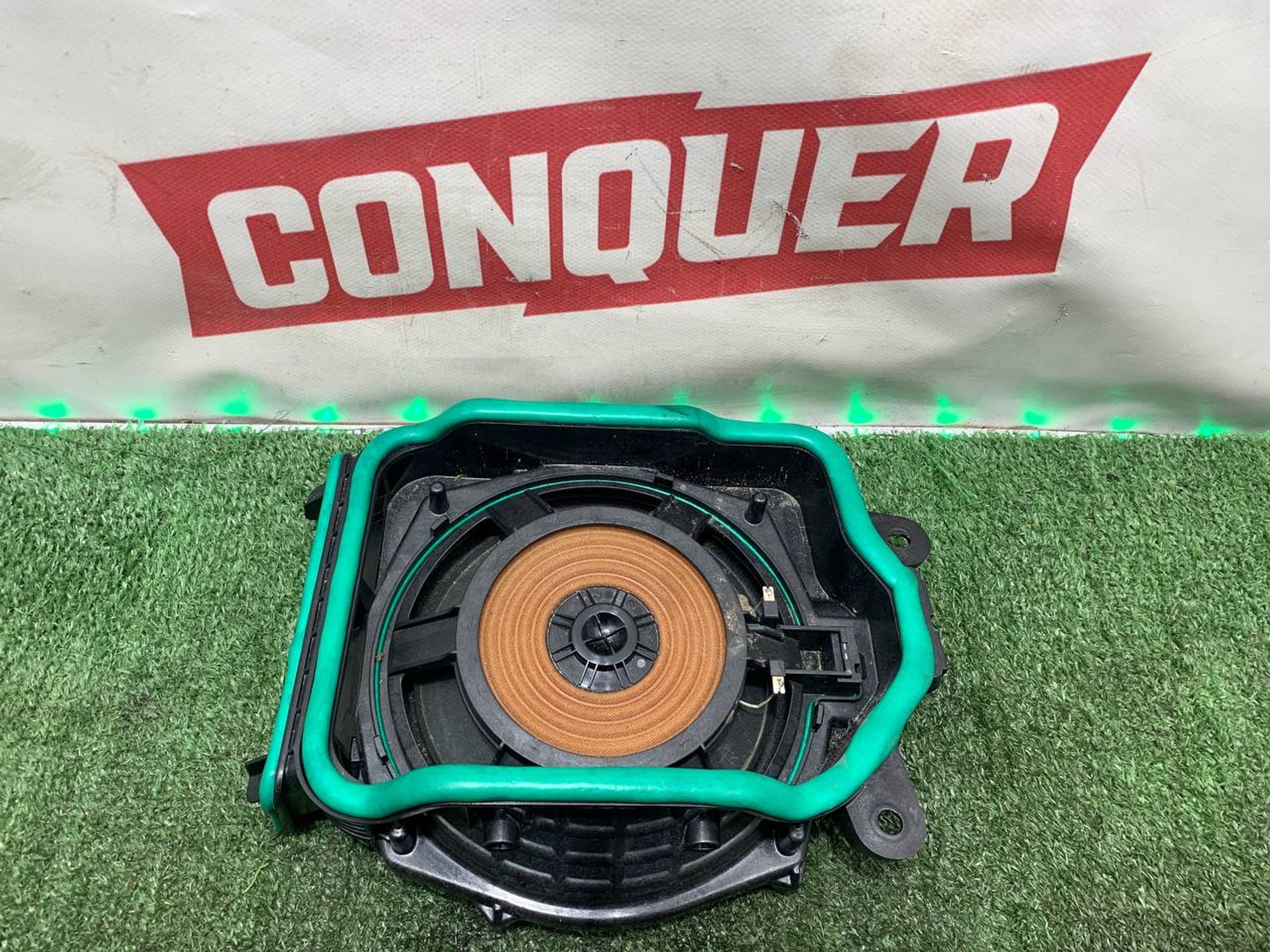 https://ycs.partsauto.market/partsauto-images/thmbs/userImages/h353NjtZg3VDP19b5HMt7LlpbQ93/part/4efd1ca5-2cb5-4d01-bf1b-bbe5d720f8df_1731585208169.jpg