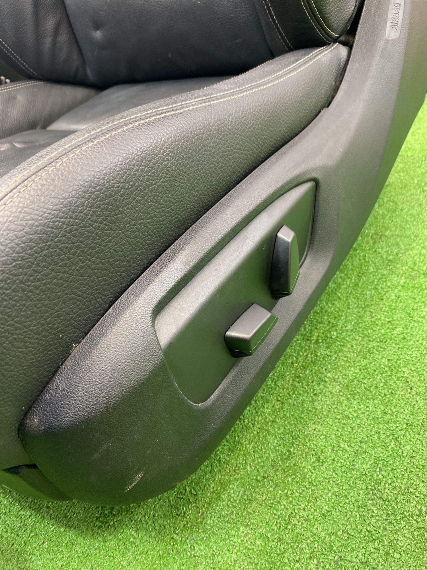 https://ycs.partsauto.market/partsauto-images/thmbs/userImages/h353NjtZg3VDP19b5HMt7LlpbQ93/part/503468f1-c845-41d9-96a7-ee8de8173fb7_1742557460628.jpg