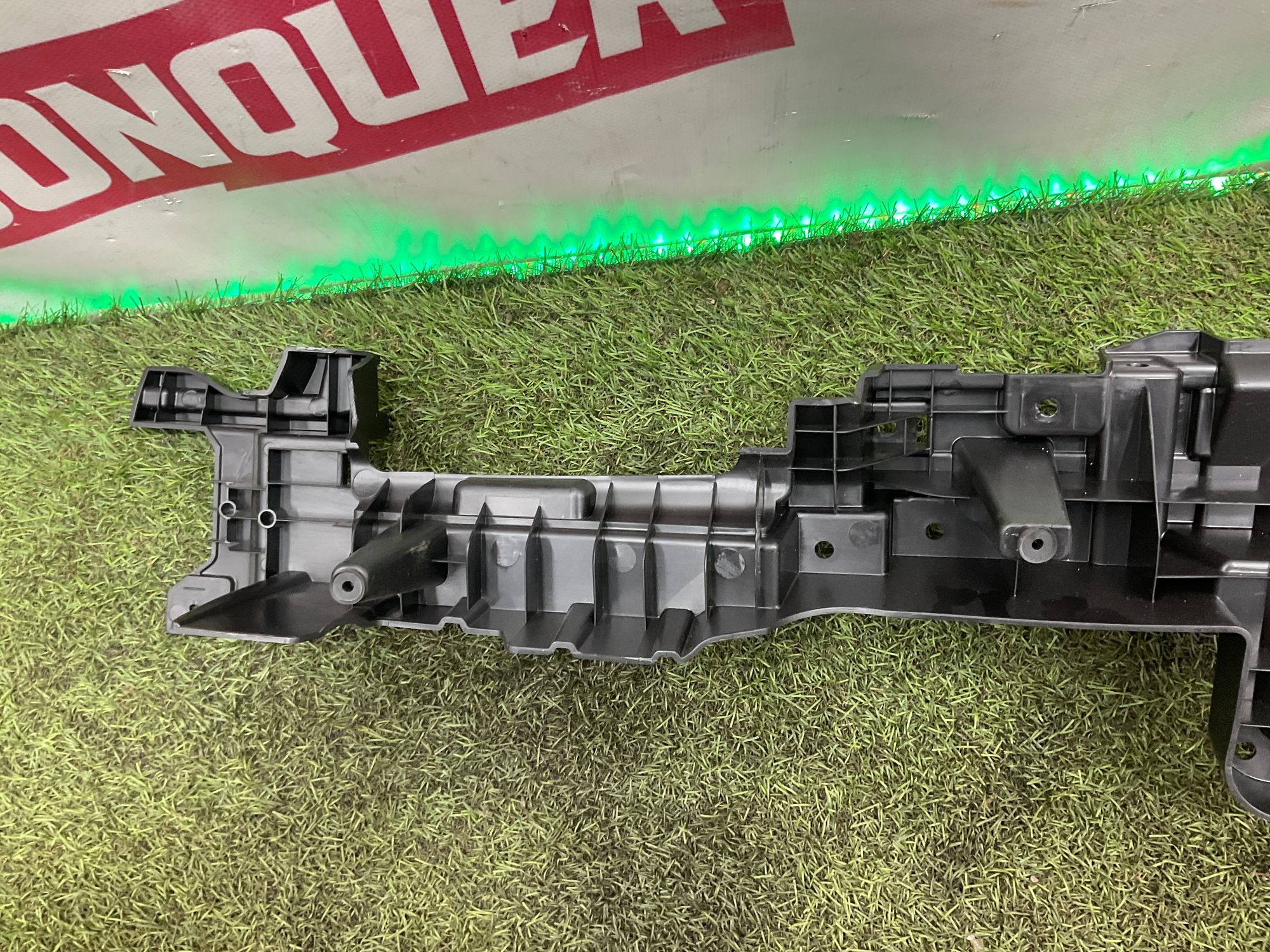 Кронштейн пола багажника правый BMW X5 G05 2022, 2000 рублей, Москва