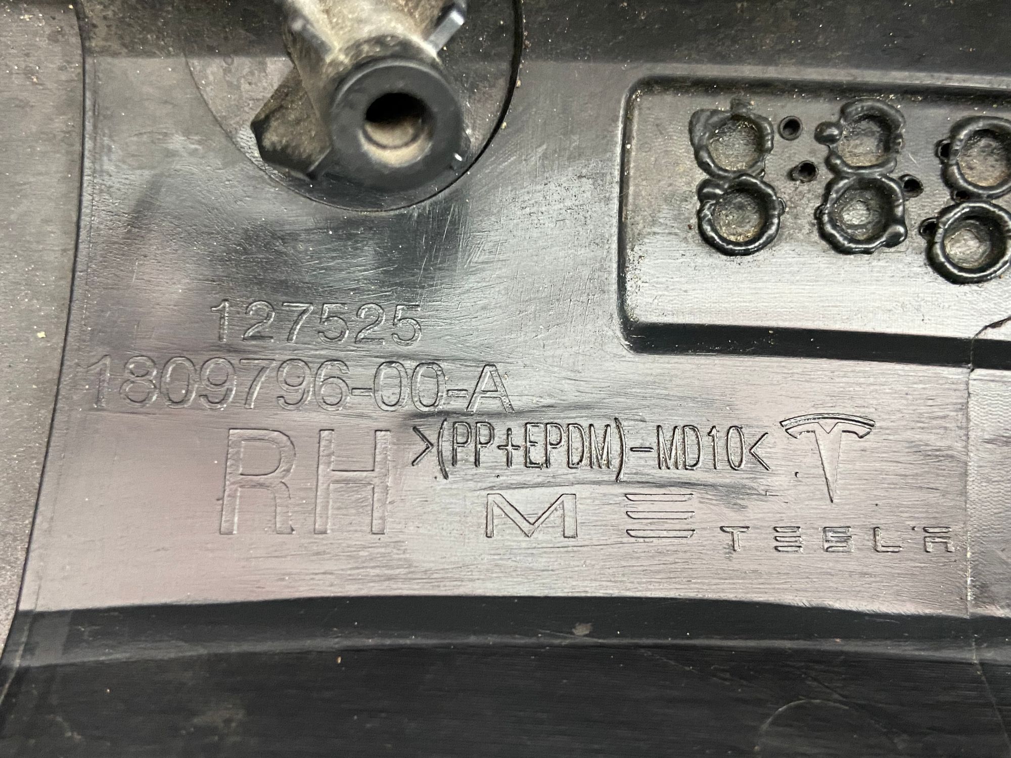 Бампер передний Tesla Model 3 I 2020, 35000 рублей, Москва