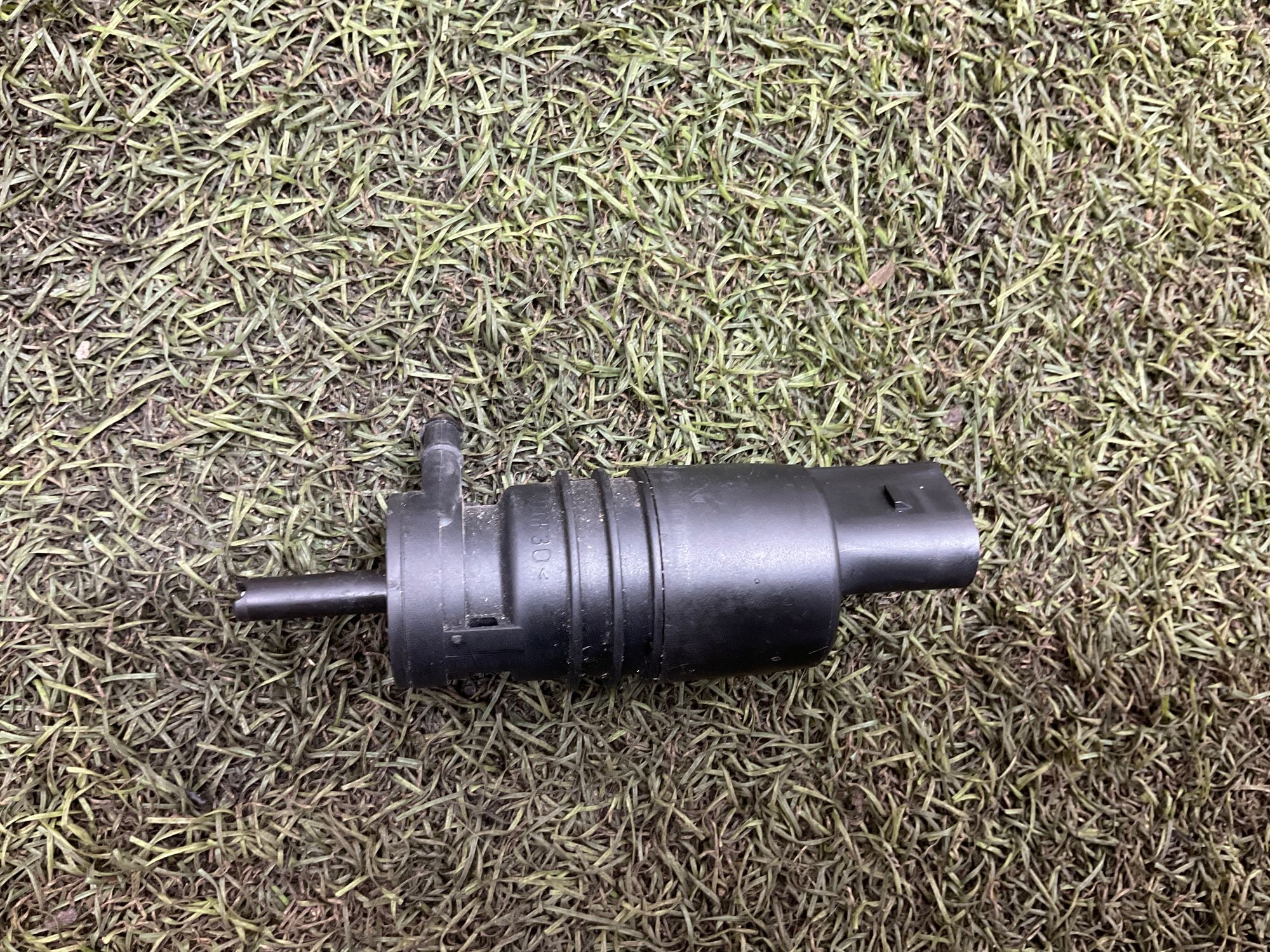 Насос омывателя BMW 5 серия, F10/F11/F07 рестайлинг, 1000 рублей, Москва