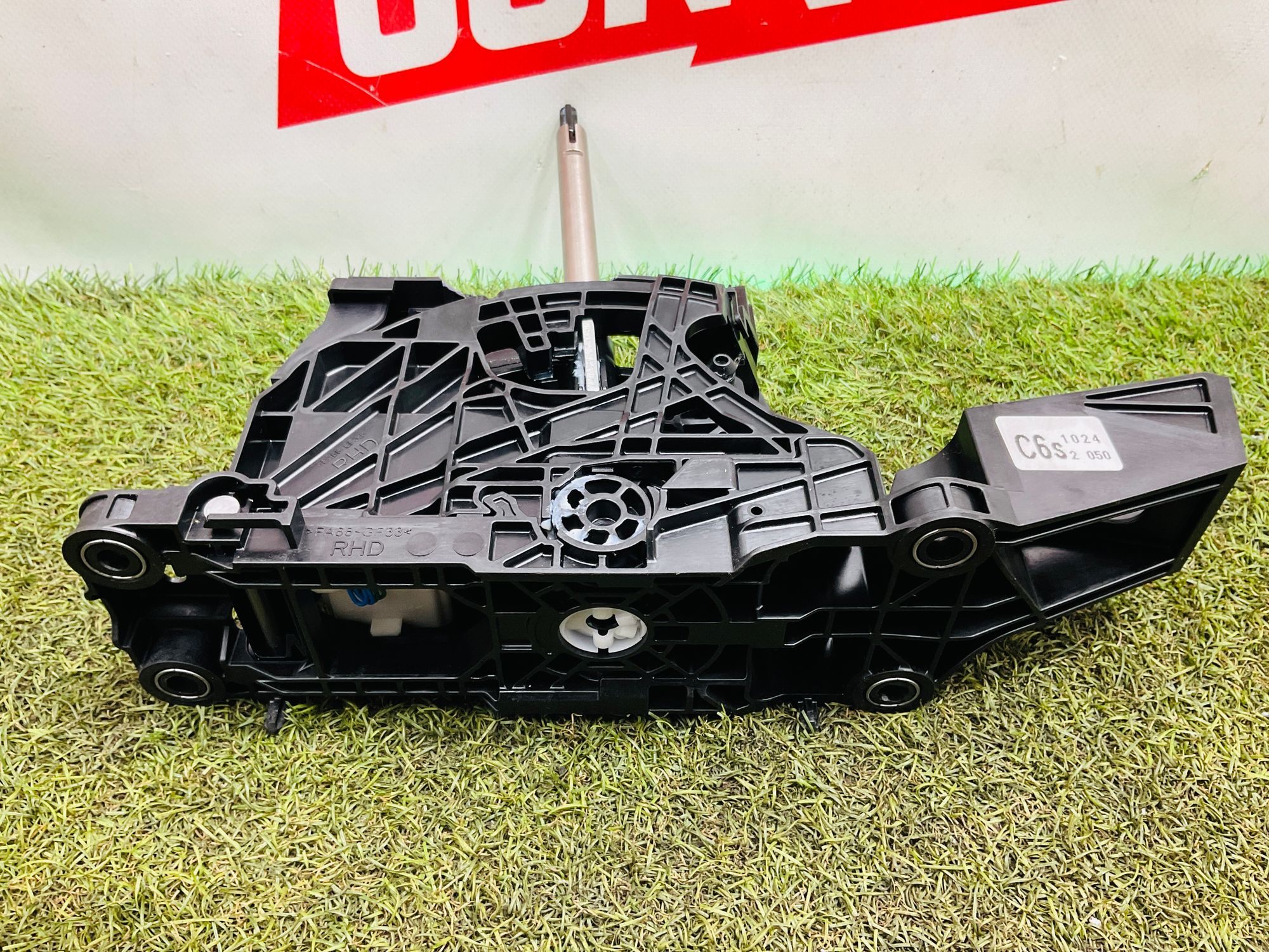 https://ycs.partsauto.market/partsauto-images/thmbs/userImages/h353NjtZg3VDP19b5HMt7LlpbQ93/part/519c366c-d521-4c0c-a008-cb229d964cc8_1780054568024.jpg