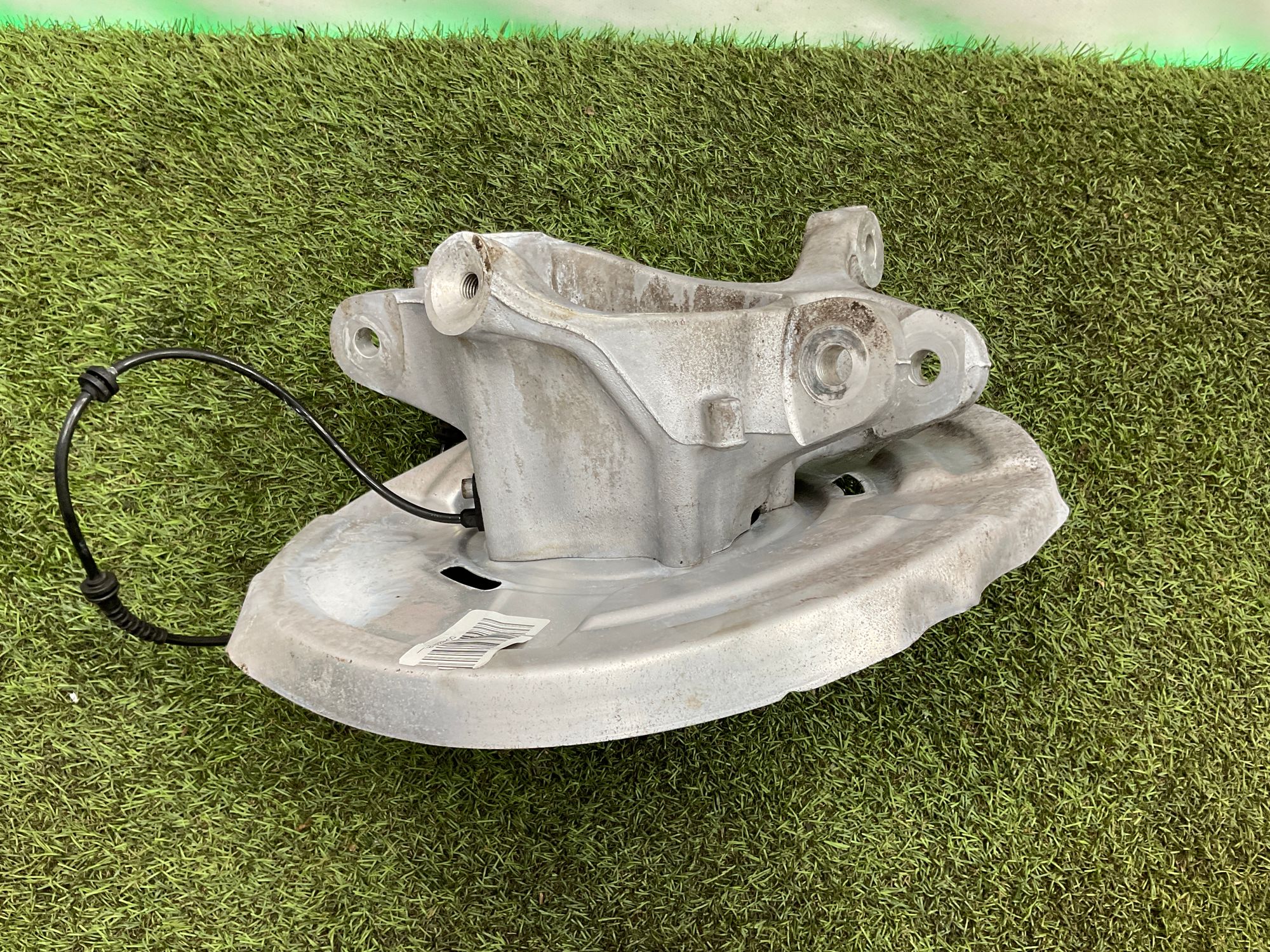 Поворотный кулак задний правый BMW 5 серия, F10 рестайлинг, 3000 рублей, Москва