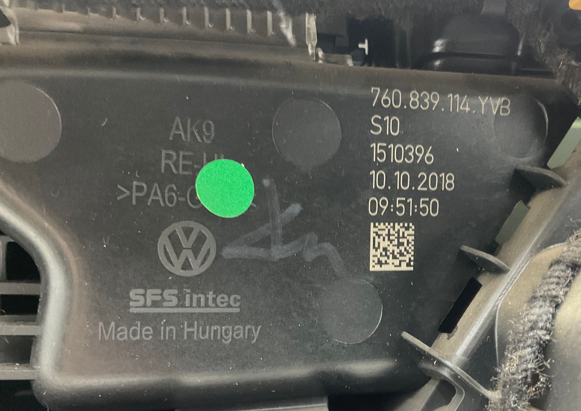https://ycs.partsauto.market/partsauto-images/thmbs/userImages/h353NjtZg3VDP19b5HMt7LlpbQ93/part/51efc2fe-4fed-47b4-aa4a-92338ce5c5d4_1786112141866.jpg