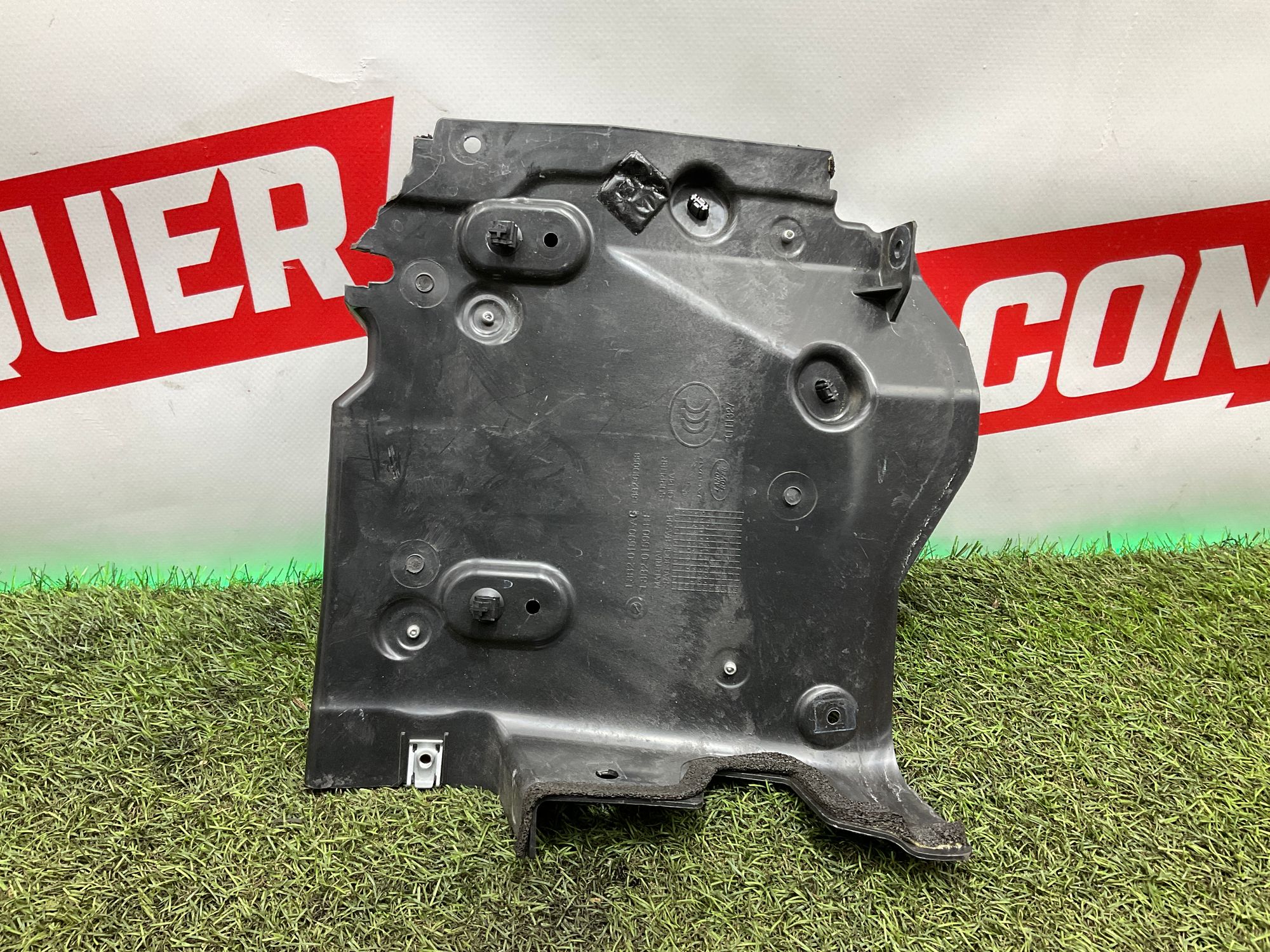 Накладка моторного отсека правая Land Rover Defender II 2022, 8000 рублей, Москва