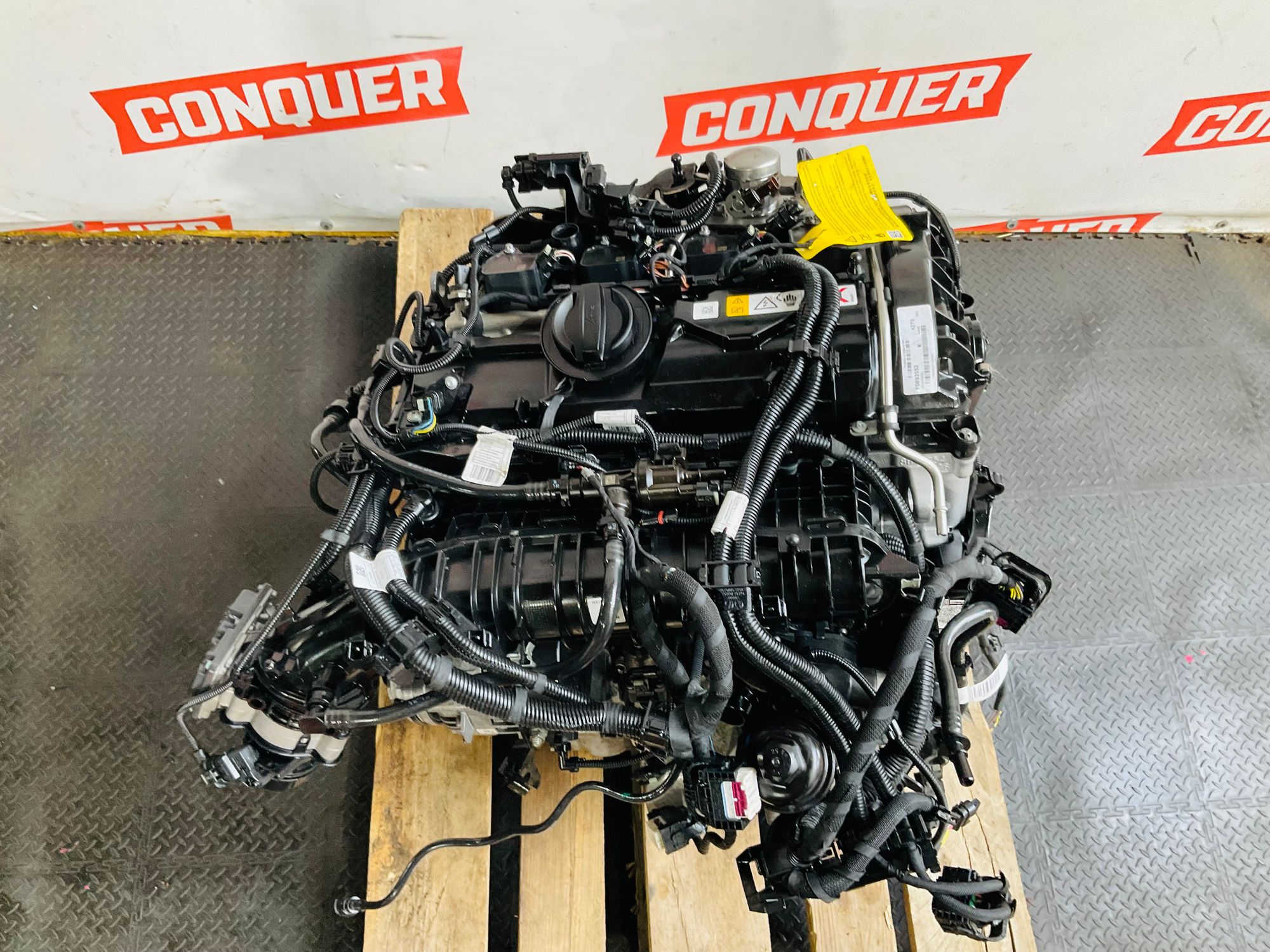 https://ycs.partsauto.market/partsauto-images/thmbs/userImages/h353NjtZg3VDP19b5HMt7LlpbQ93/part/53398036-fba6-4f95-8508-3ab39f7b4917_1781190699703.jpg