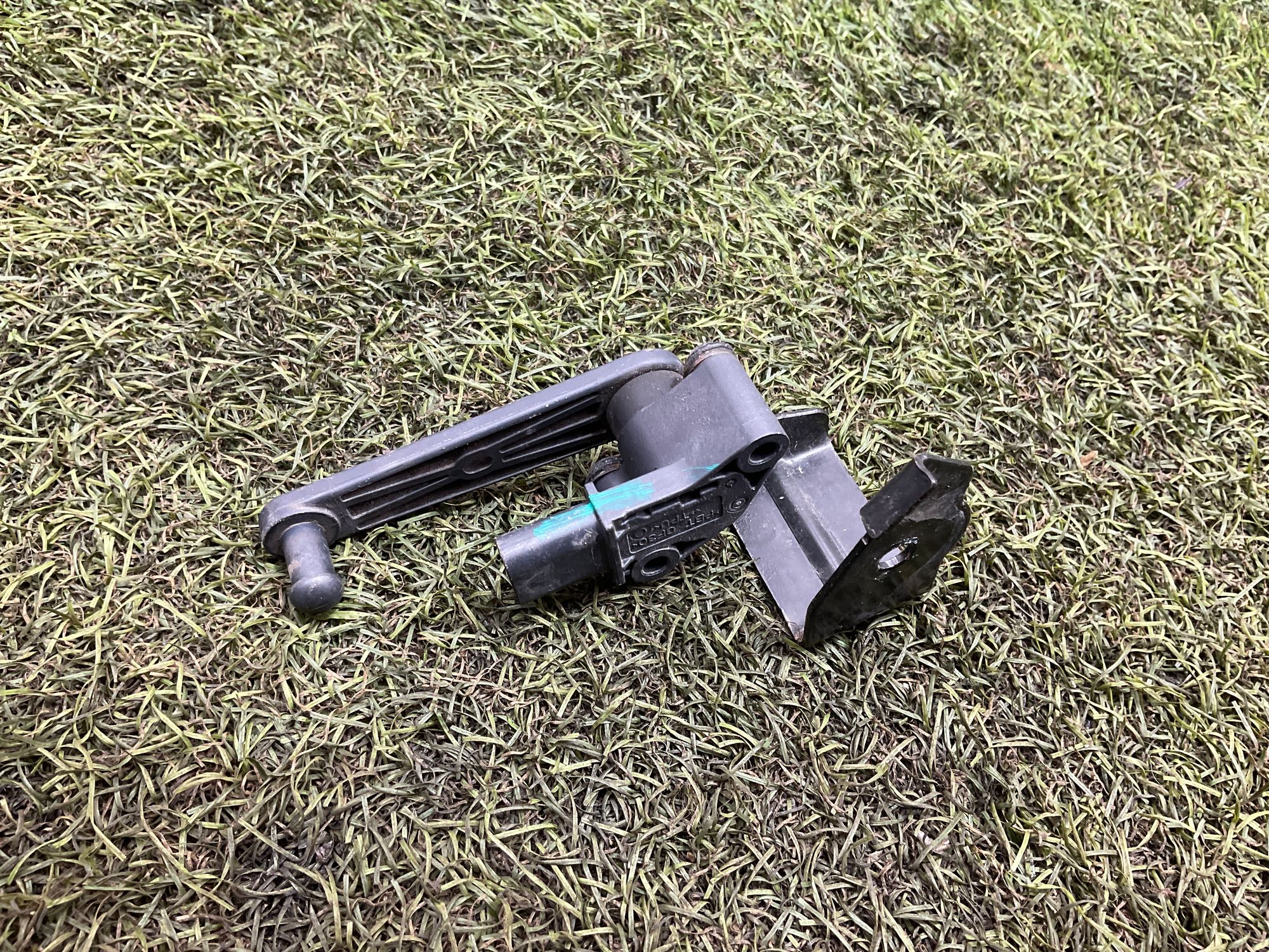 Датчик дорожного просвета Land Rover Defender II L663 2022, 2000 рублей, Москва