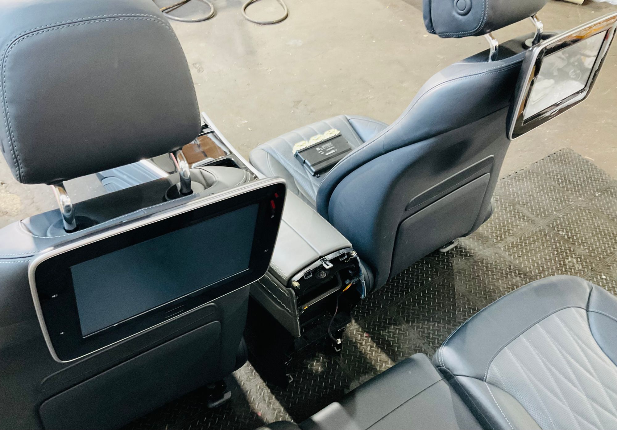 Салон в сборе Mercedes-Benz G-Класс AMG W463 (2018—2023) 2022, 1000000 рублей, Москва