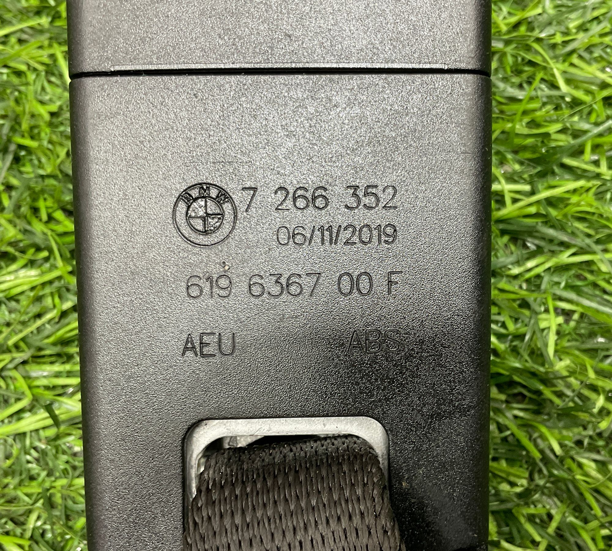 Замок ремня безопасности BMW 1 F20 3 F30 F31 4 F32, 1000 рублей, Москва