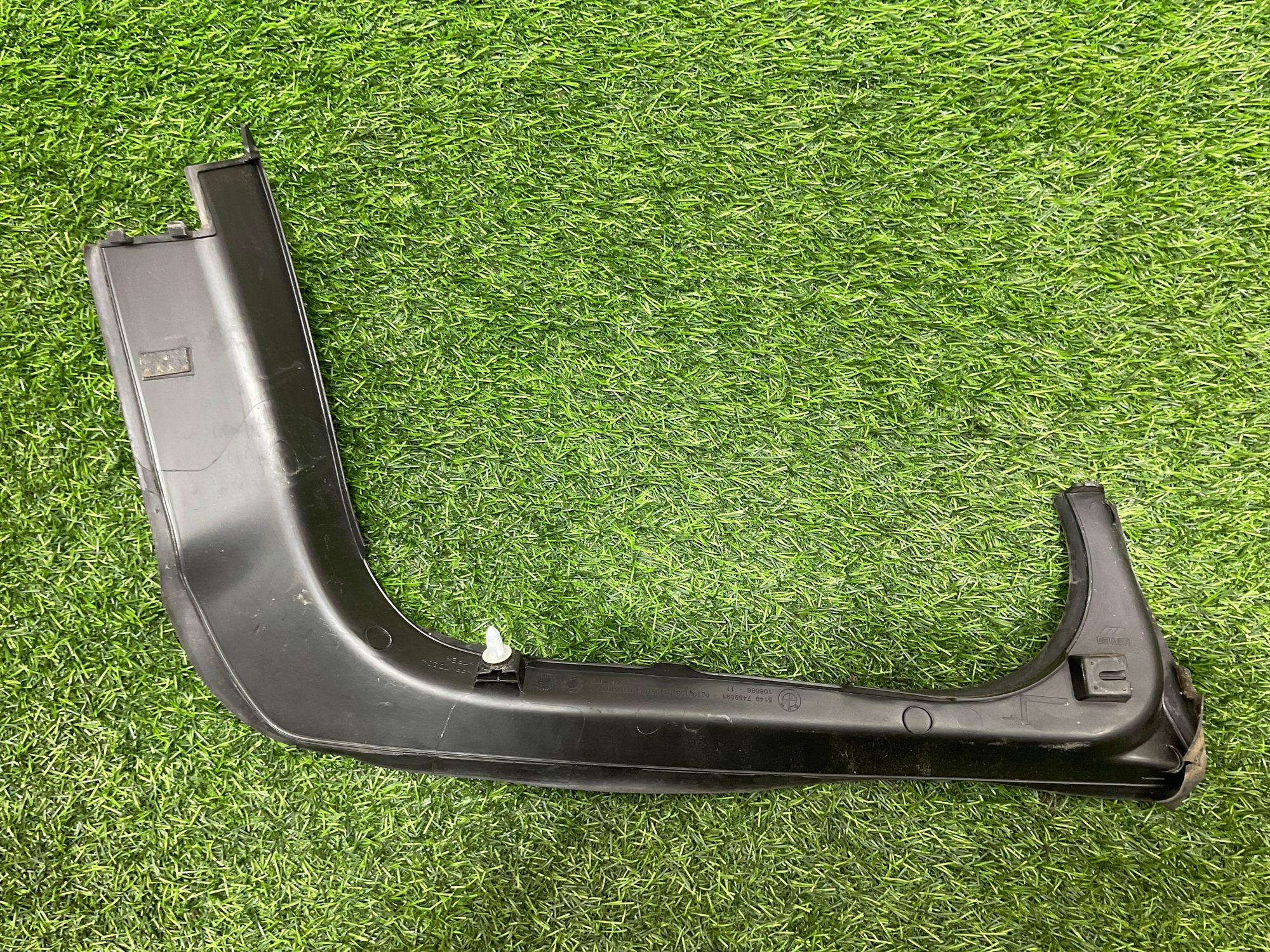 https://ycs.partsauto.market/partsauto-images/thmbs/userImages/h353NjtZg3VDP19b5HMt7LlpbQ93/part/5446a2b5-3418-4c31-8f81-7434dee3f006_1735215701087.jpg