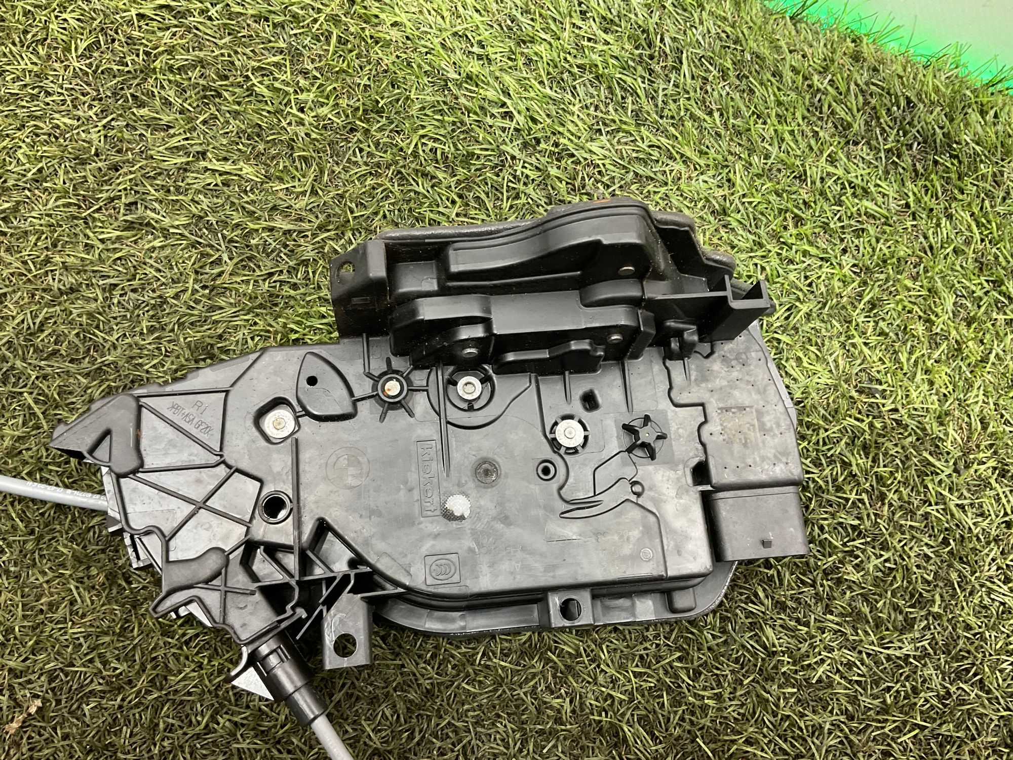 Замок двери правой передней BMW M3 G80 2023, 4000 рублей, Москва