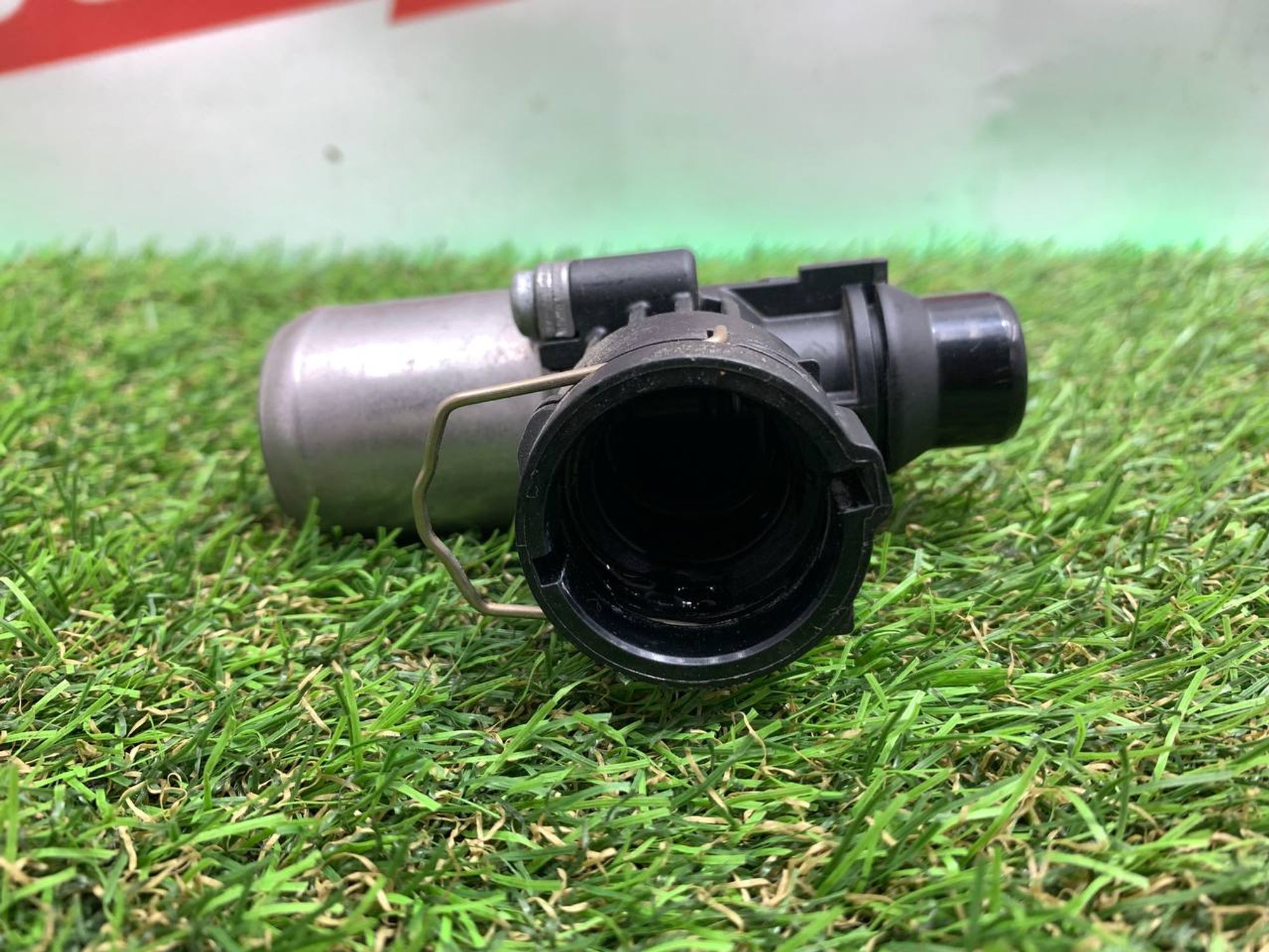 https://ycs.partsauto.market/partsauto-images/thmbs/userImages/h353NjtZg3VDP19b5HMt7LlpbQ93/part/547a54ea-0ab1-4864-ba51-87664931410e_1708689575696.jpg