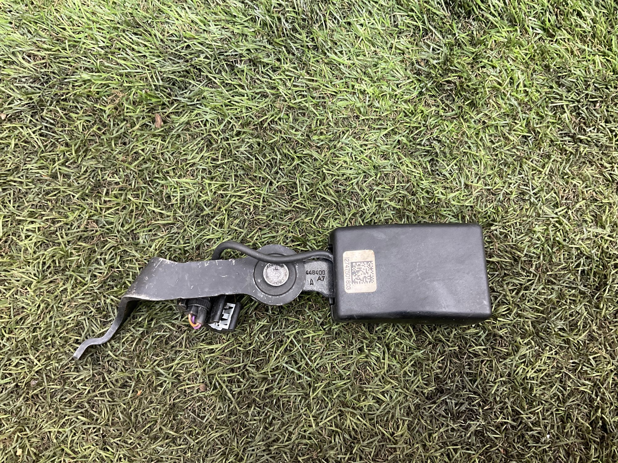 Замок ремня безопасности задний правый BMW 5 F90, 1000 рублей, Москва