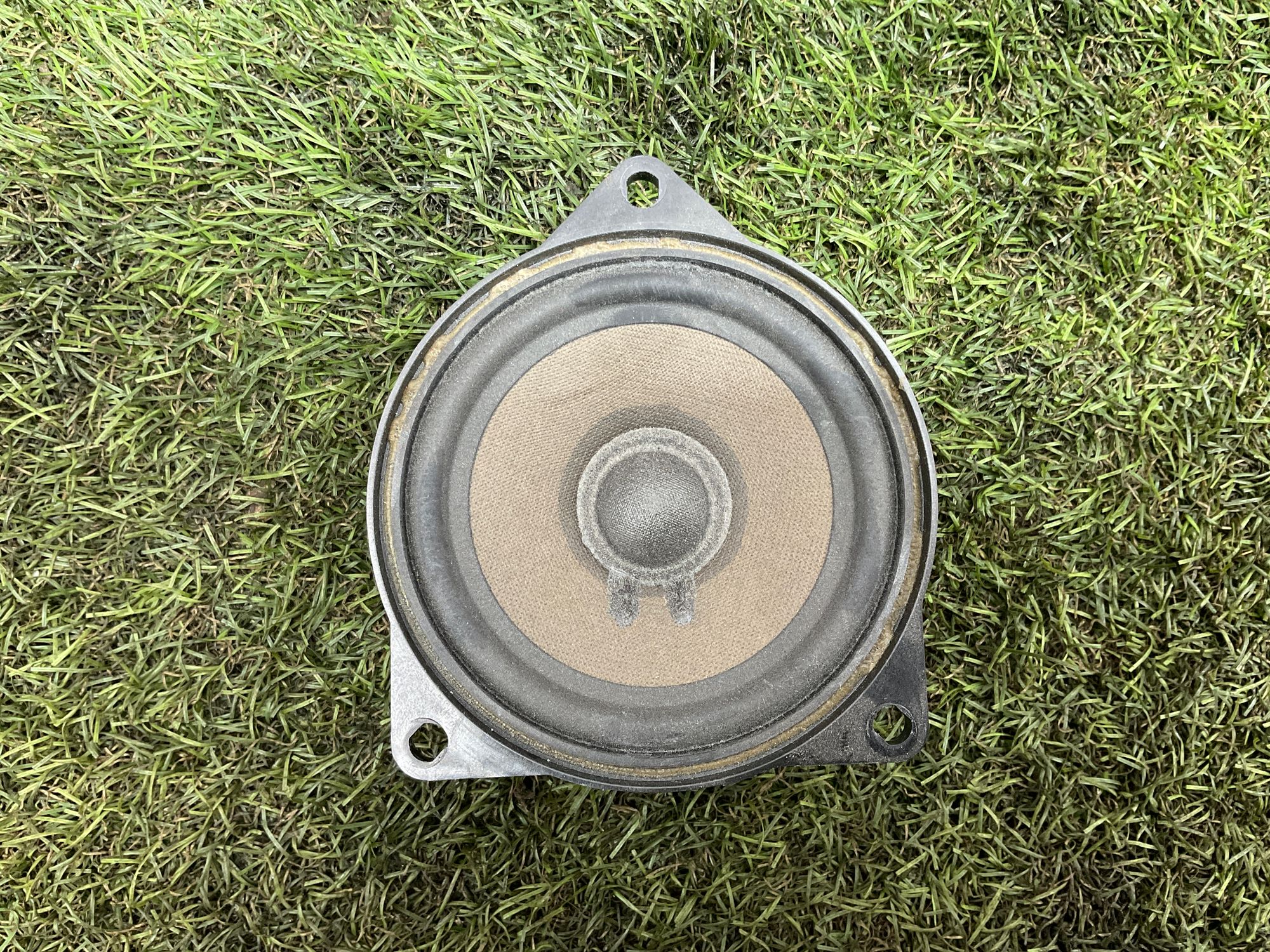 Динамик задней полки BMW 5 серия, G30/G31, 1000 рублей, Москва