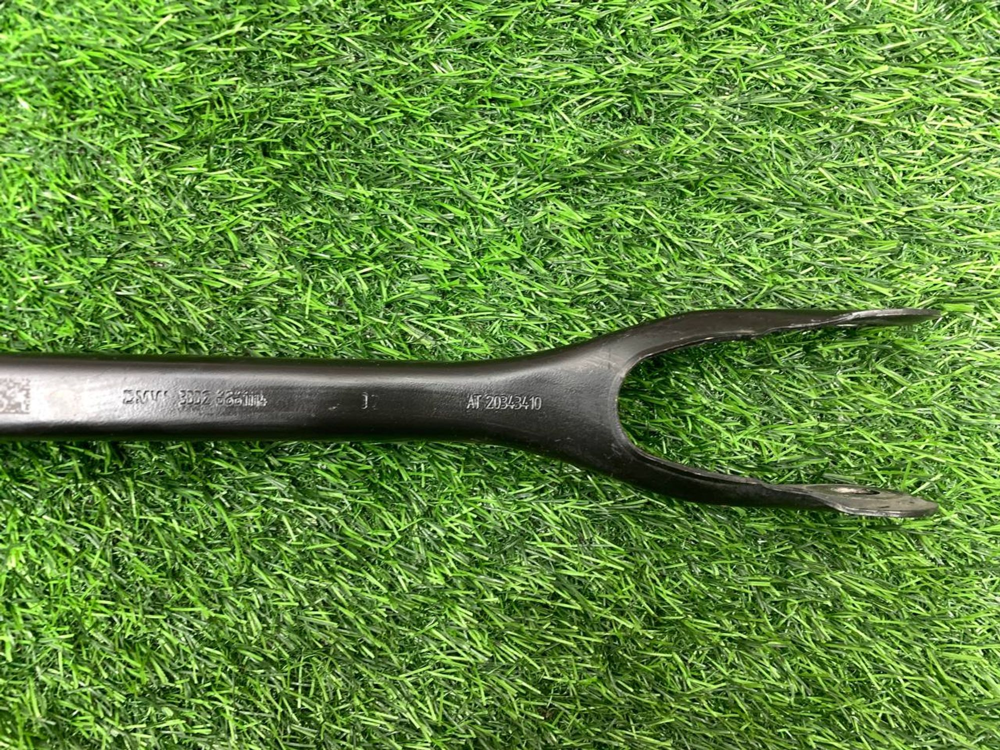 https://ycs.partsauto.market/partsauto-images/thmbs/userImages/h353NjtZg3VDP19b5HMt7LlpbQ93/part/54fc7c70-67d2-4d63-b355-96f20745d2f1_1733565311014.jpg