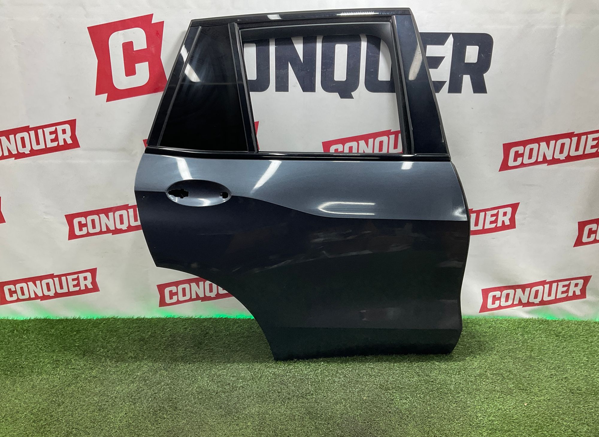 https://ycs.partsauto.market/partsauto-images/thmbs/userImages/h353NjtZg3VDP19b5HMt7LlpbQ93/part/557349ab-ad1f-466d-9335-21aa2fd8edc9_1743068793813.jpg