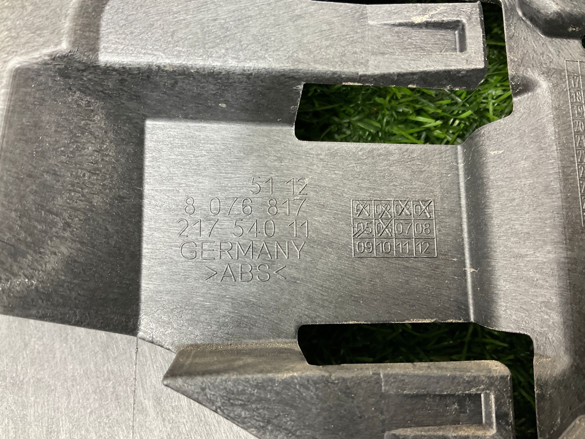 https://ycs.partsauto.market/partsauto-images/thmbs/userImages/h353NjtZg3VDP19b5HMt7LlpbQ93/part/55e6bfbe-cb87-459f-ae33-c39c27ee37e0_1735284967261.jpg