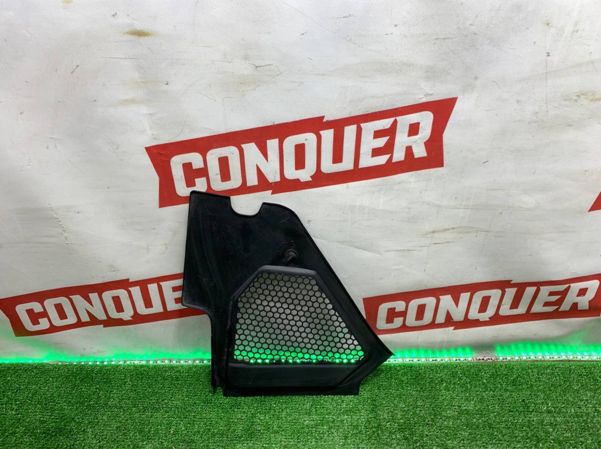 https://ycs.partsauto.market/partsauto-images/thmbs/userImages/h353NjtZg3VDP19b5HMt7LlpbQ93/part/5625d625-dc1c-4e14-868f-a49c8e9b8364_1719824602437.jpg