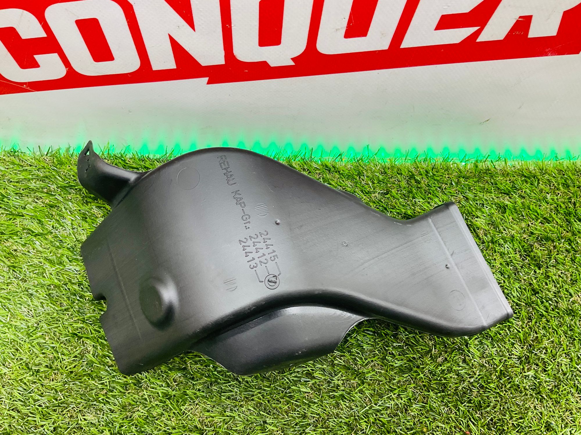 https://ycs.partsauto.market/partsauto-images/thmbs/userImages/h353NjtZg3VDP19b5HMt7LlpbQ93/part/5664a7ba-c7c1-49c1-aca6-b5a6e2166ed5_1785851696384.jpg