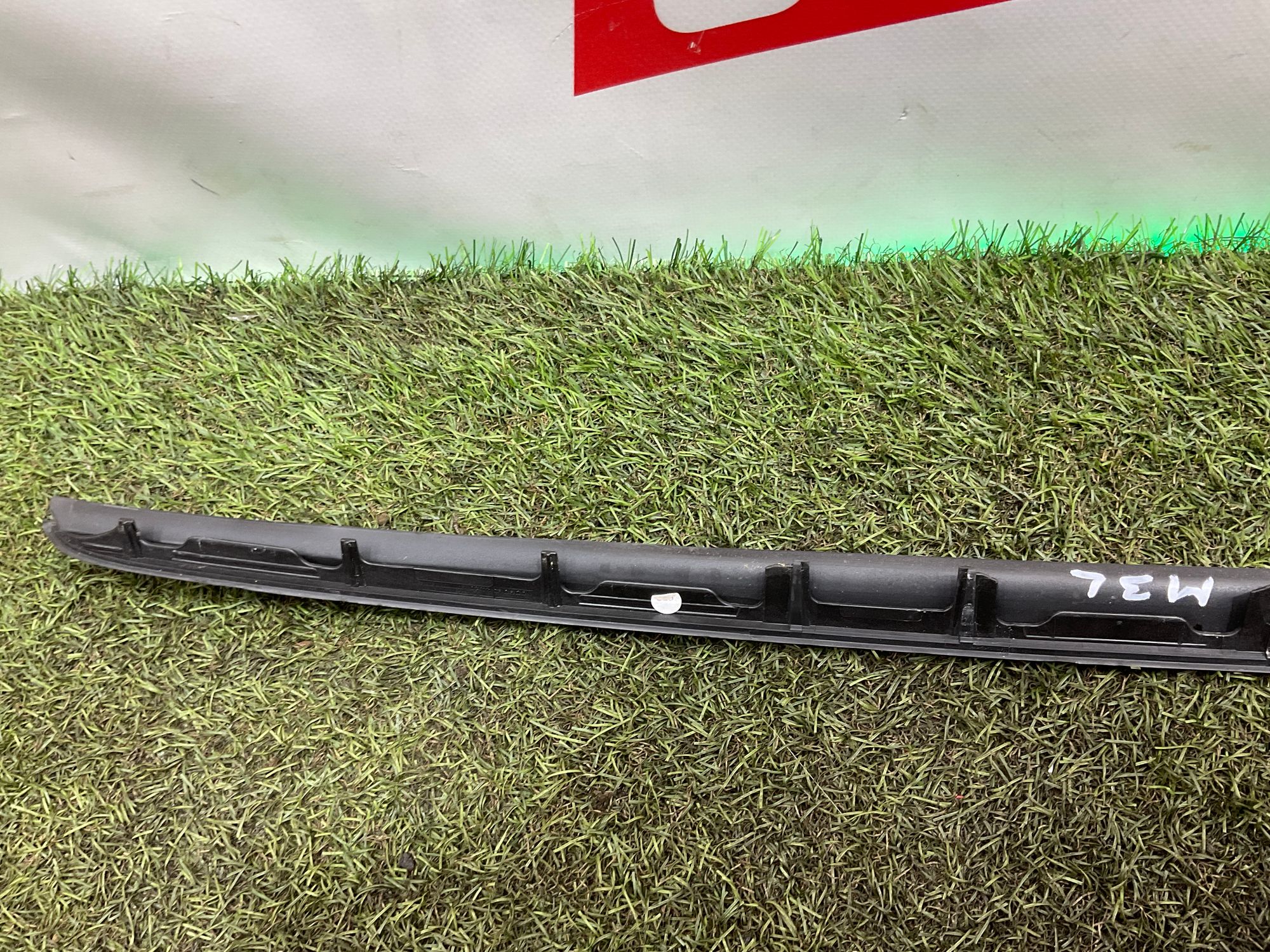 Водосток лобового стекла левый BMW M3, G80 2023, 1000 рублей, Москва