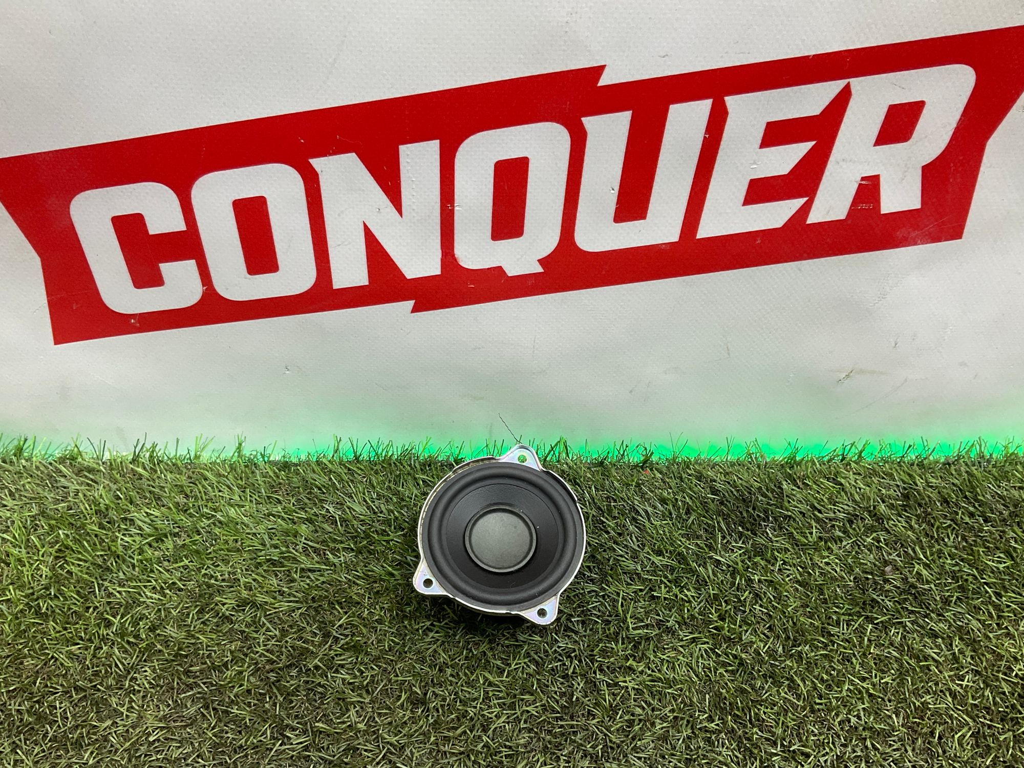 Динамик передней двери Land Rover Defender II 2023, 2000 рублей, Москва