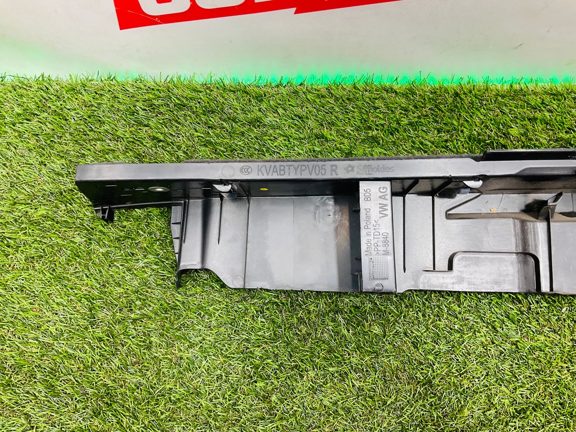 https://ycs.partsauto.market/partsauto-images/thmbs/userImages/h353NjtZg3VDP19b5HMt7LlpbQ93/part/5781f292-8576-410c-9bda-1a78eee6c2e1_1785921499658.jpg