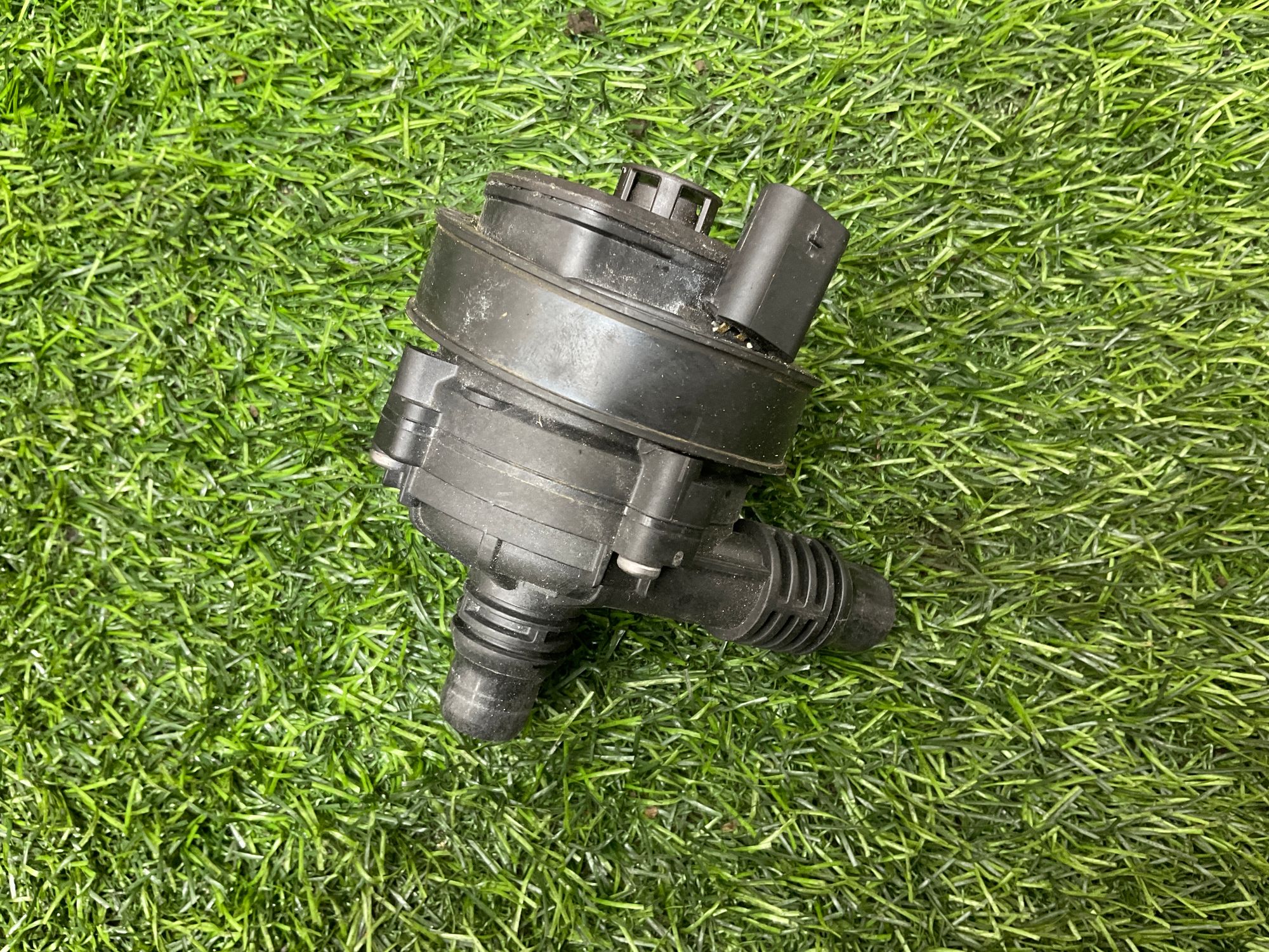 Насос антифриза дополнительного BMW 7 G11/G12, 5500 рублей, Москва