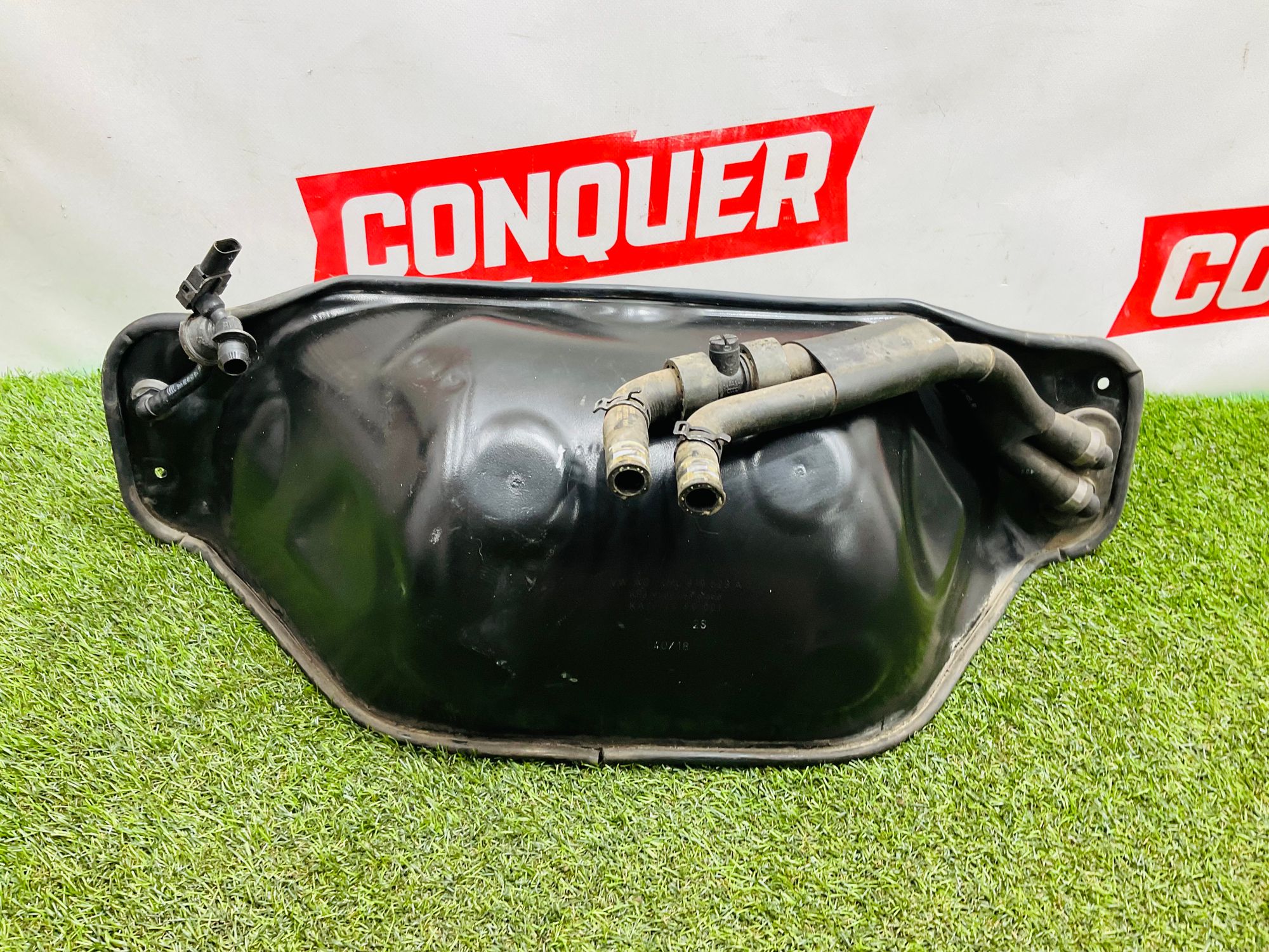 https://ycs.partsauto.market/partsauto-images/thmbs/userImages/h353NjtZg3VDP19b5HMt7LlpbQ93/part/57bda087-1feb-4be2-bf19-edcdb43fe359_1787053445669.jpg