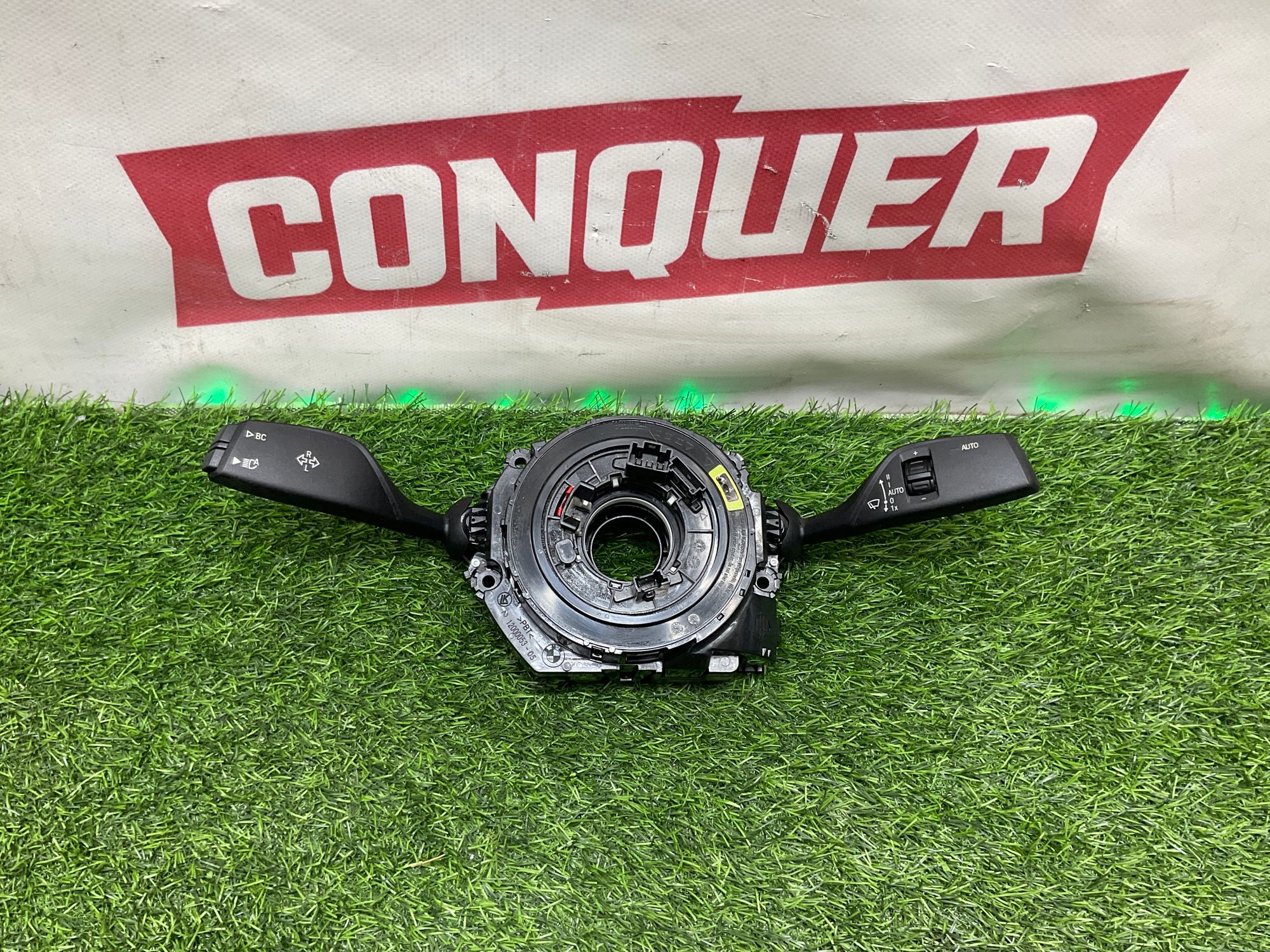 https://ycs.partsauto.market/partsauto-images/thmbs/userImages/h353NjtZg3VDP19b5HMt7LlpbQ93/part/57c2c4cc-4cf9-4b60-b226-190e2a04d658_1735128883028.jpg