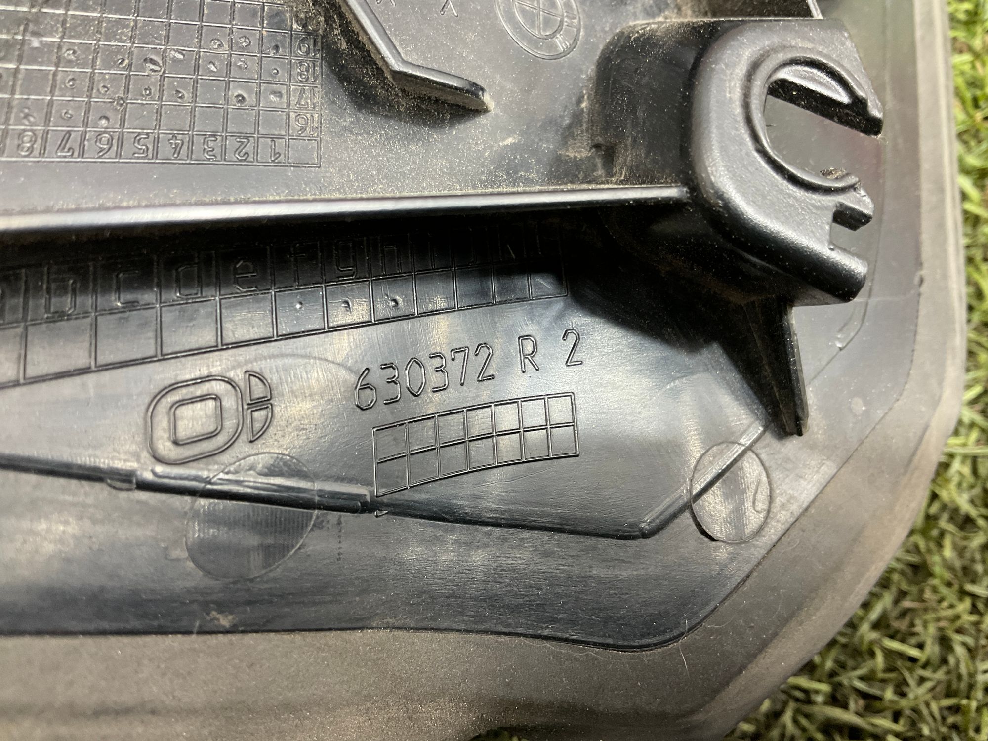 Накладка фонаря правая BMW 5 серия, G30, 1000 рублей, Москва