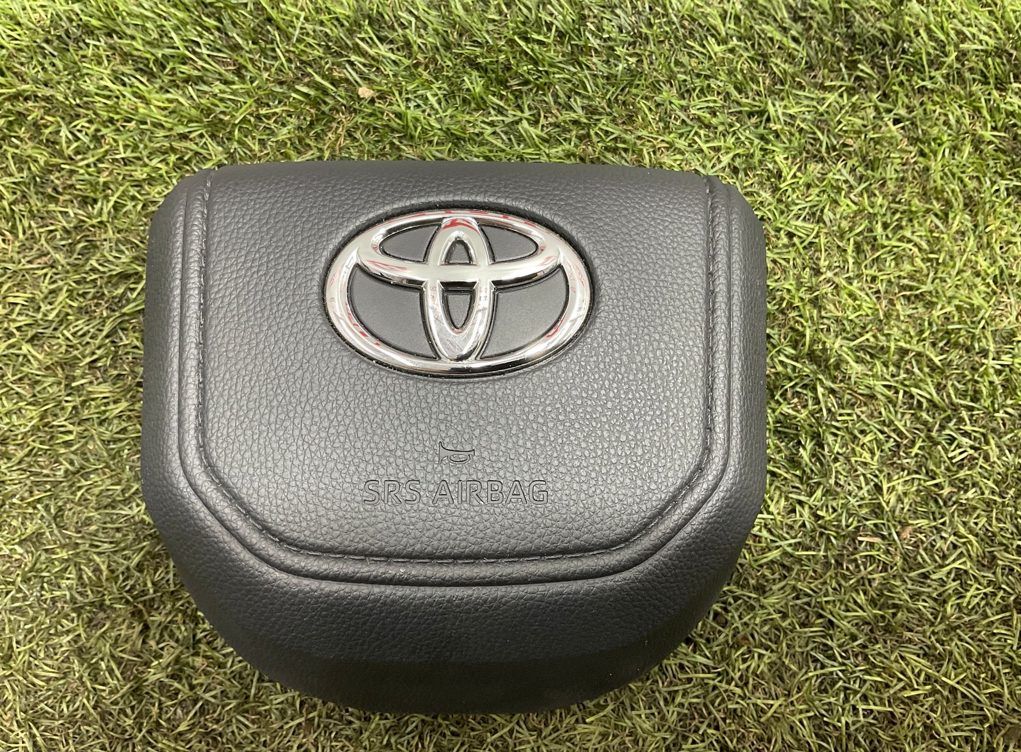 Подушка безопасности Toyota Land Cruiser 300 2024, 40000 рублей, Москва