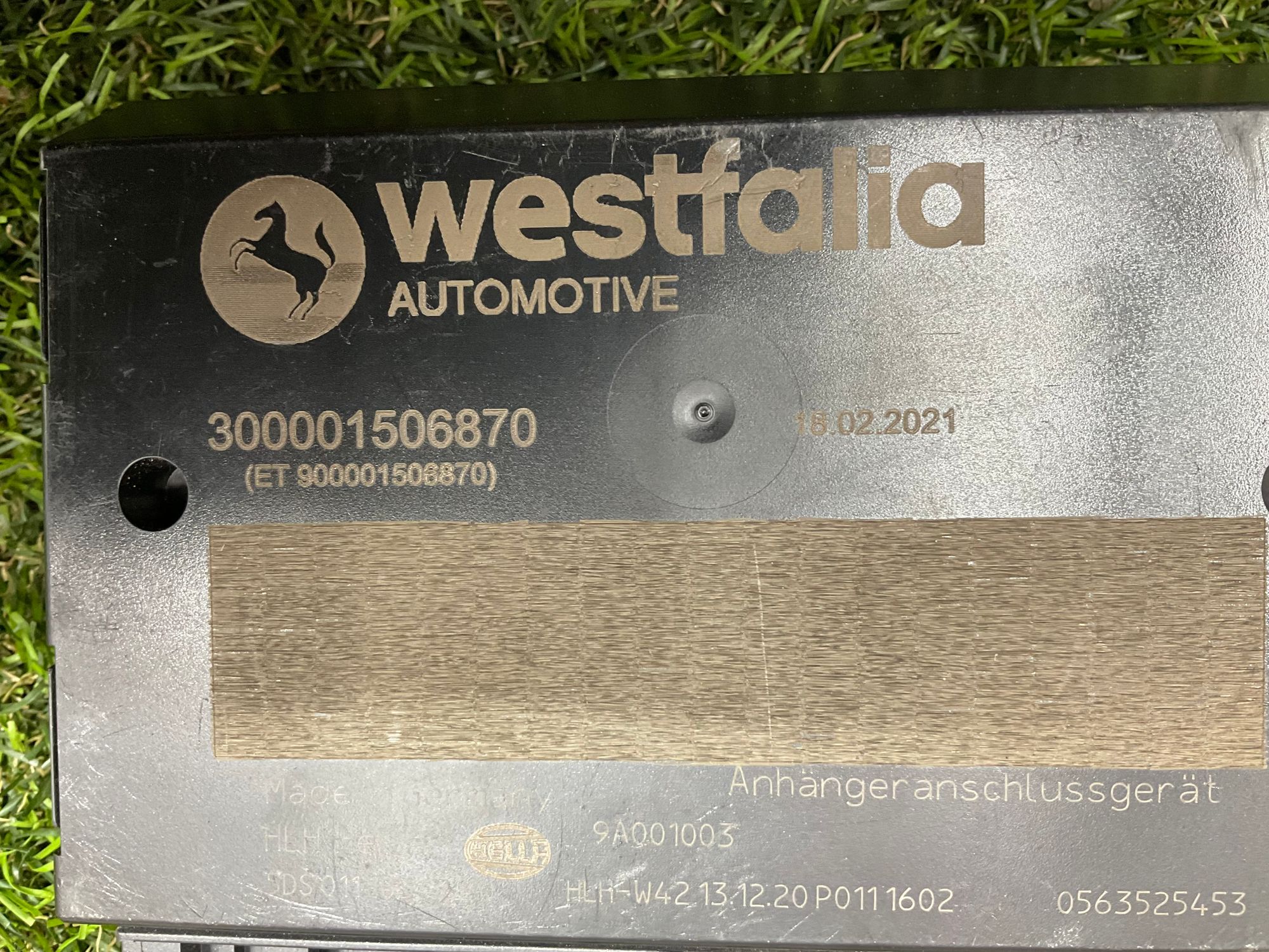 https://ycs.partsauto.market/partsauto-images/thmbs/userImages/h353NjtZg3VDP19b5HMt7LlpbQ93/part/57ef4b4b-dc3d-411b-aee4-1b24f11a1929_1785851350466.jpg