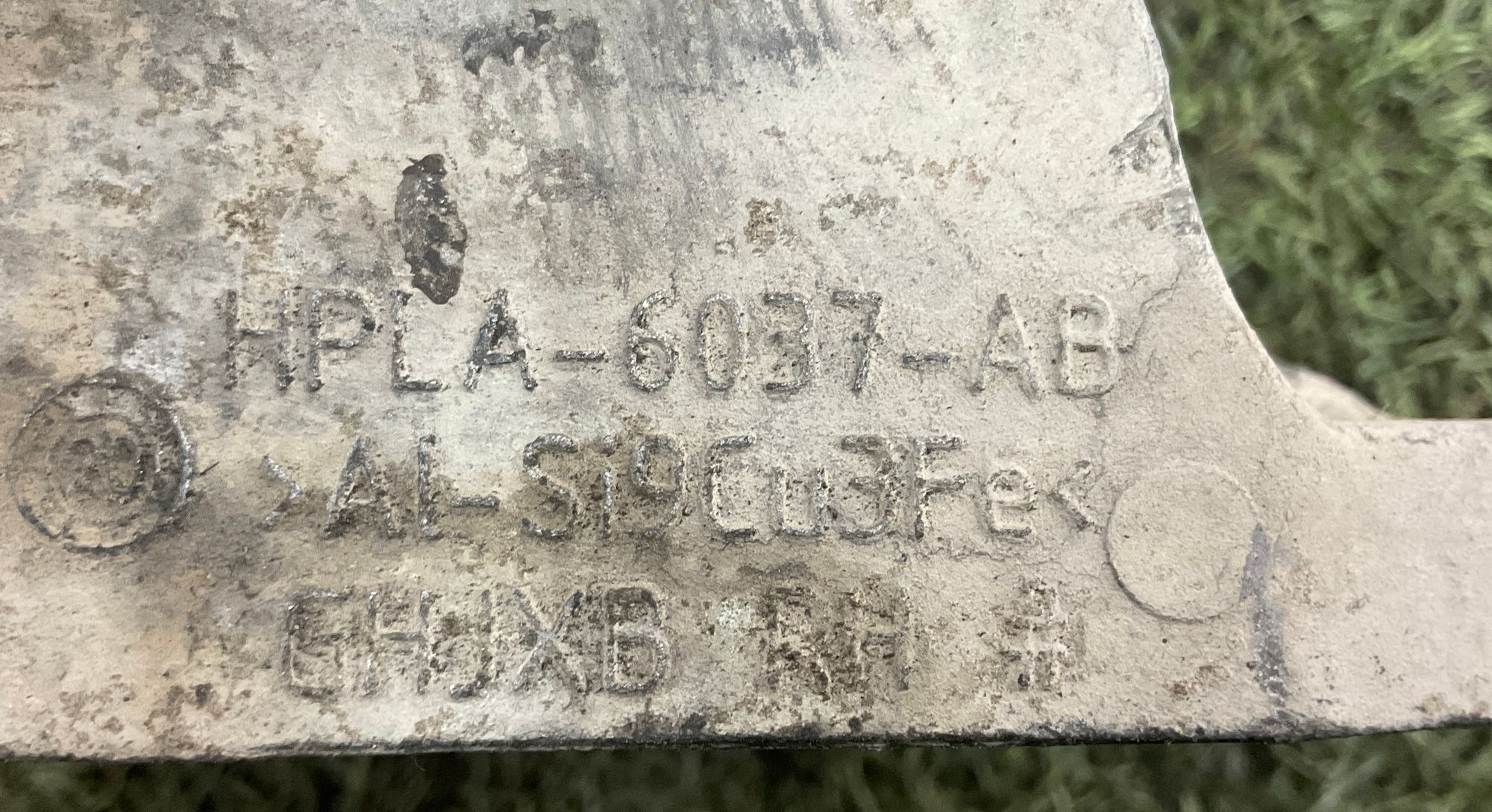 Опора двигателя правая 2.0 AJ200 Land Rover Defender II L663 2022, 2500 рублей, Москва