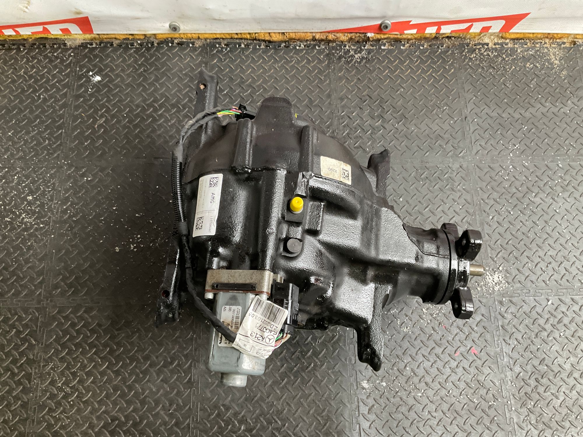 Редуктор заднего моста 3.27 Mercedes-Benz AMG GT, 360000 рублей, Москва