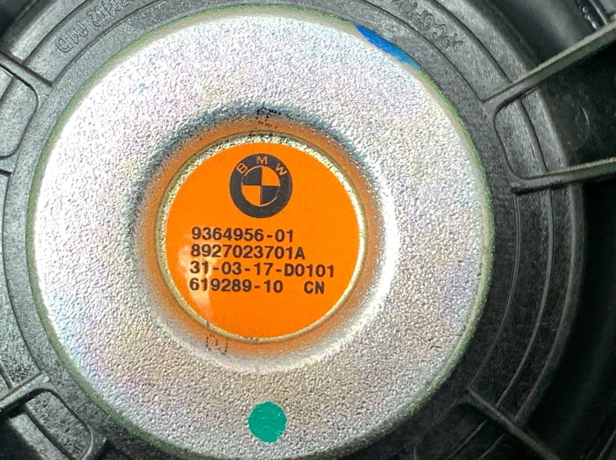 https://ycs.partsauto.market/partsauto-images/thmbs/userImages/h353NjtZg3VDP19b5HMt7LlpbQ93/part/5899bb76-7dab-48c8-ad84-f1f8ce56c38c_1729171933229.jpg