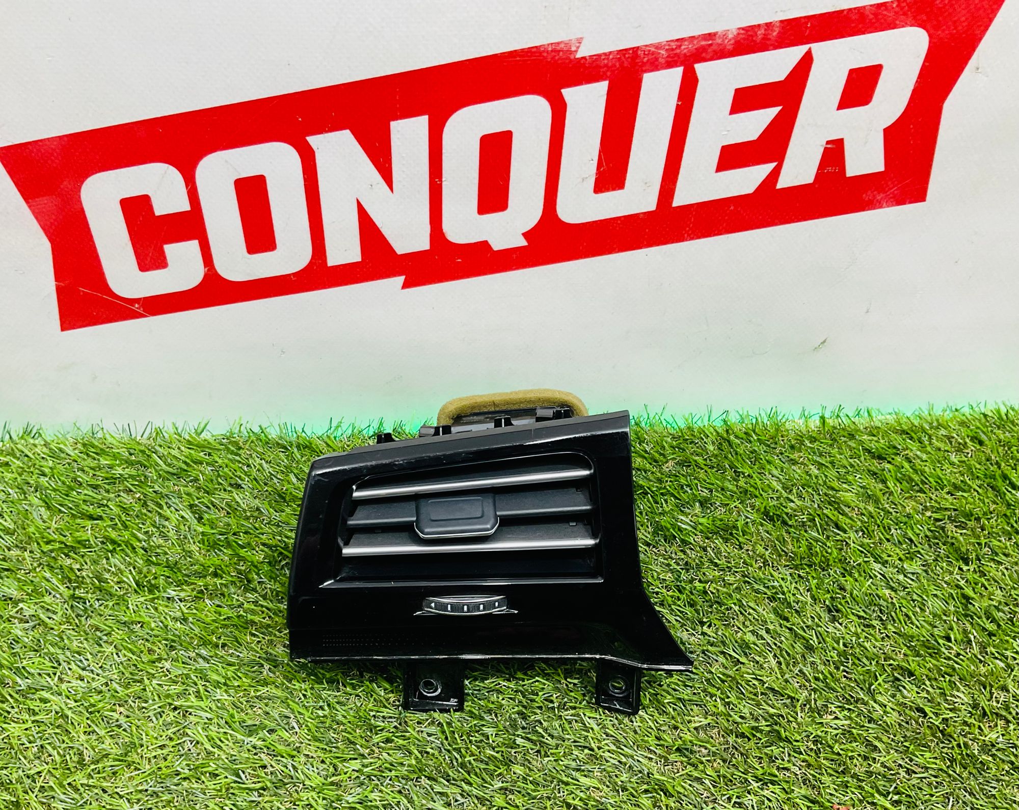 https://ycs.partsauto.market/partsauto-images/thmbs/userImages/h353NjtZg3VDP19b5HMt7LlpbQ93/part/58e2bcf0-929a-4c9e-948f-d1a8c1ab2747_1785850785123.jpg