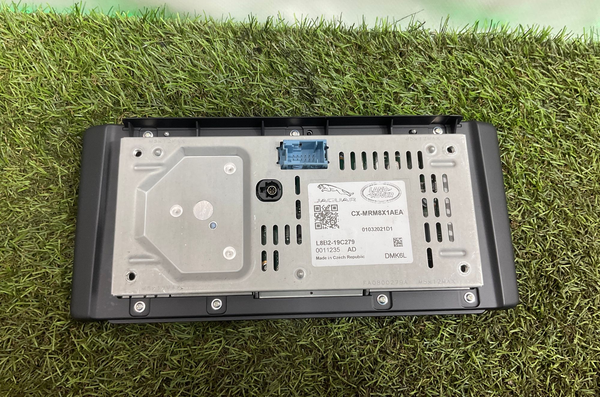 Дисплей информационный Land Rover Defender II 2021, 40000 рублей, Москва