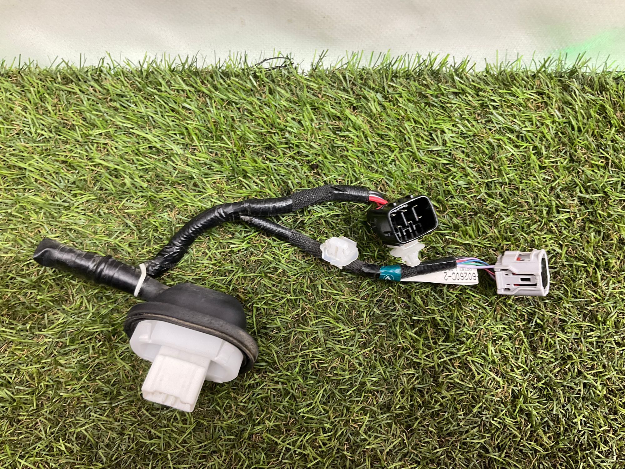https://ycs.partsauto.market/partsauto-images/thmbs/userImages/h353NjtZg3VDP19b5HMt7LlpbQ93/part/592ed4fc-ee51-46de-baf5-55e233ed18b4_1780056569029.jpg