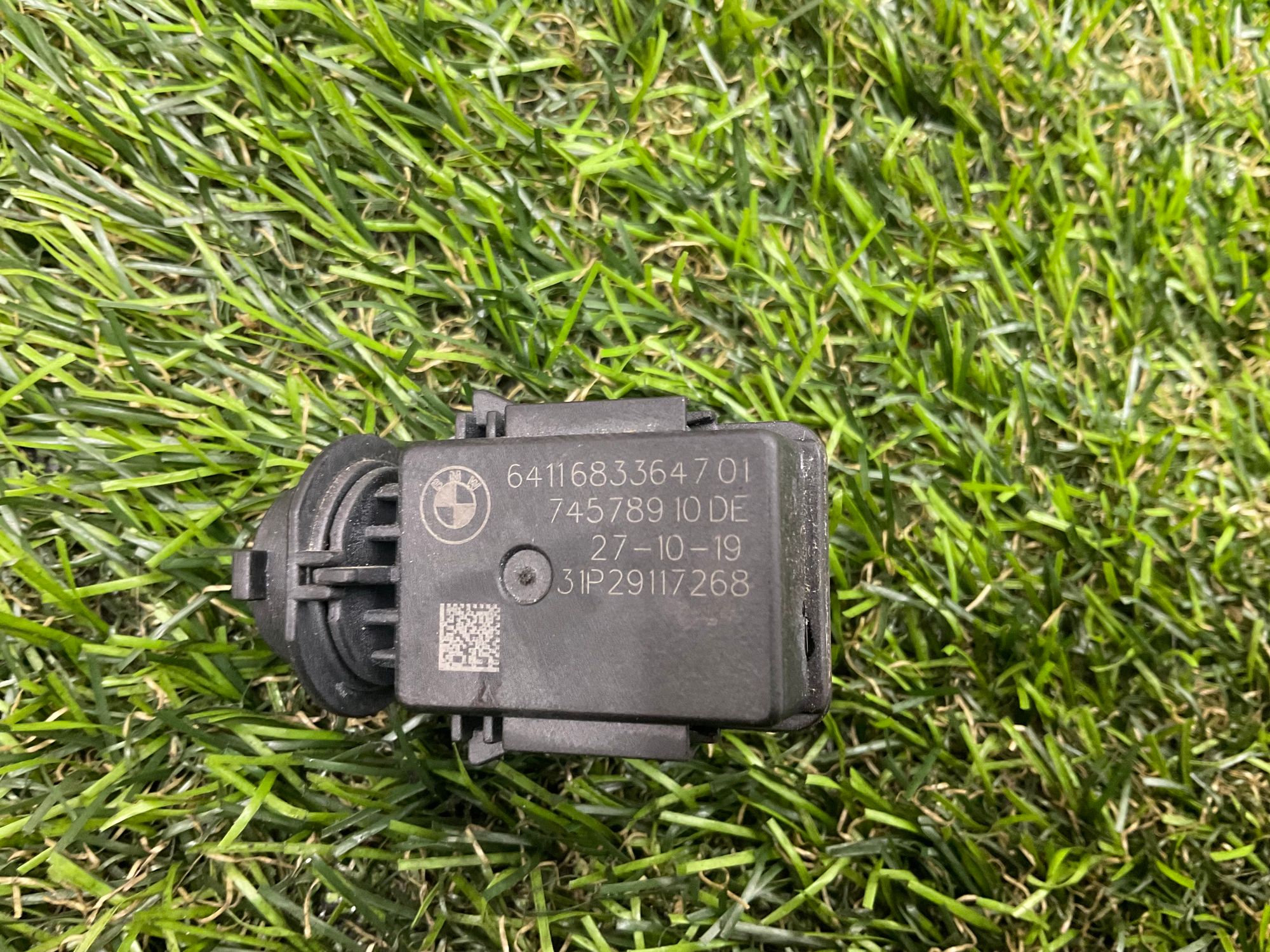 https://ycs.partsauto.market/partsauto-images/thmbs/userImages/h353NjtZg3VDP19b5HMt7LlpbQ93/part/5934961f-b42e-436c-91e6-e7cd97231b31_1785333873446.jpg