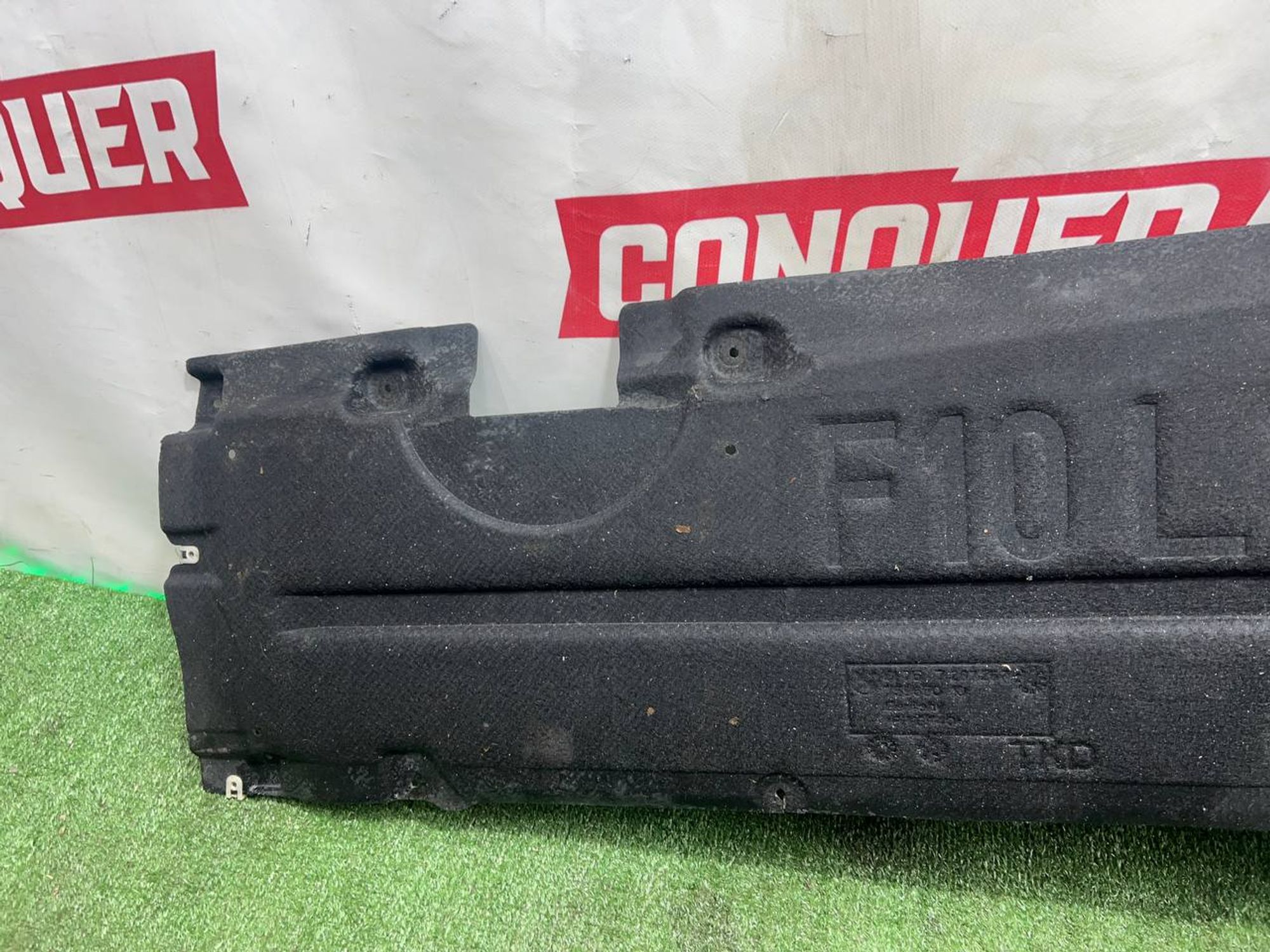 https://ycs.partsauto.market/partsauto-images/thmbs/userImages/h353NjtZg3VDP19b5HMt7LlpbQ93/part/595e81f2-3bbb-4d28-90bf-83e0cfea8dee_1731052203072.jpg