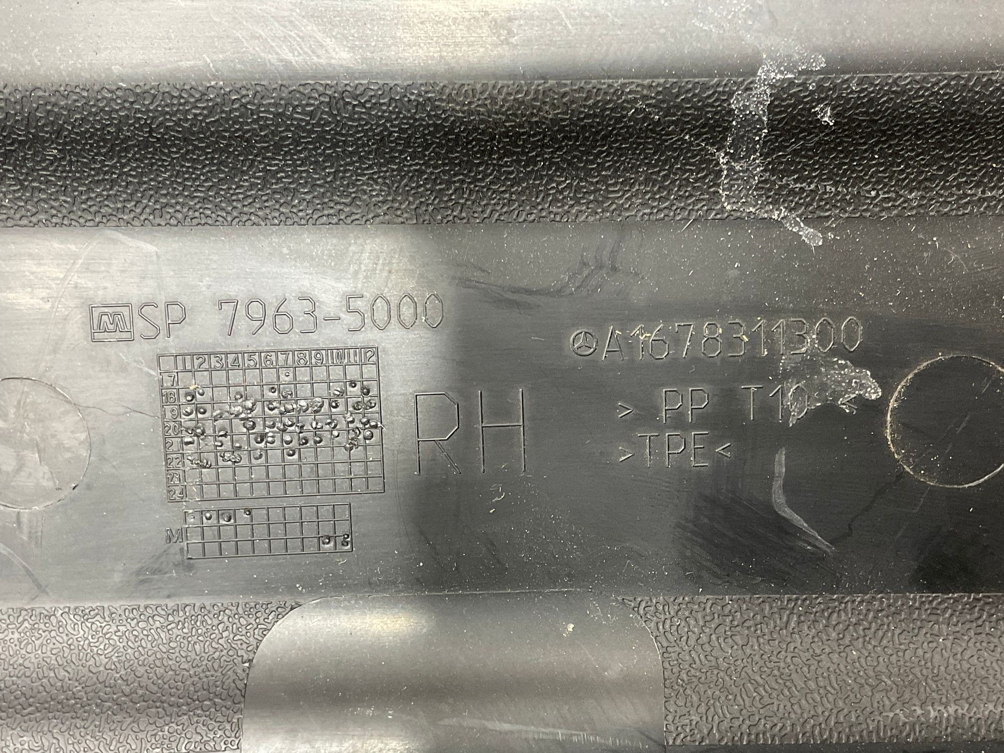 https://ycs.partsauto.market/partsauto-images/thmbs/userImages/h353NjtZg3VDP19b5HMt7LlpbQ93/part/59d527c2-3654-4939-b4fc-b5514fb163f6_1734096963681.jpg