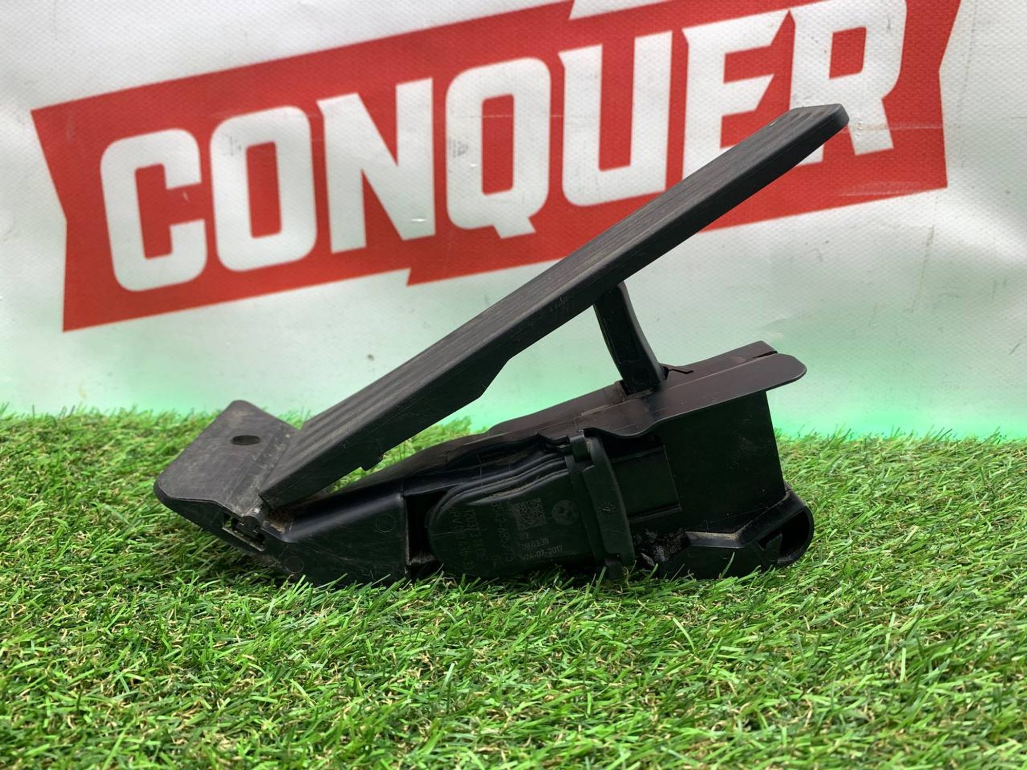 https://ycs.partsauto.market/partsauto-images/thmbs/userImages/h353NjtZg3VDP19b5HMt7LlpbQ93/part/5b0b05b3-d766-4f7b-a44b-8acce821e200_1708767087680.jpg