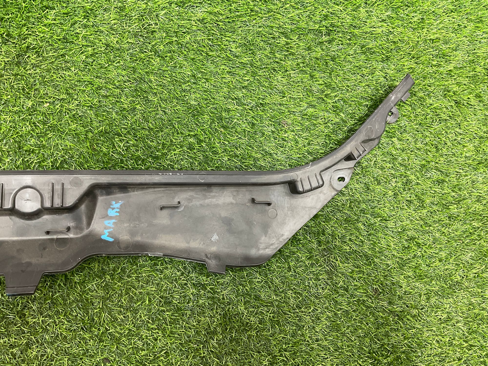 https://ycs.partsauto.market/partsauto-images/thmbs/userImages/h353NjtZg3VDP19b5HMt7LlpbQ93/part/5b3fe27f-496a-4a6b-a536-36dbef9ac0ba_1734964412050.jpg